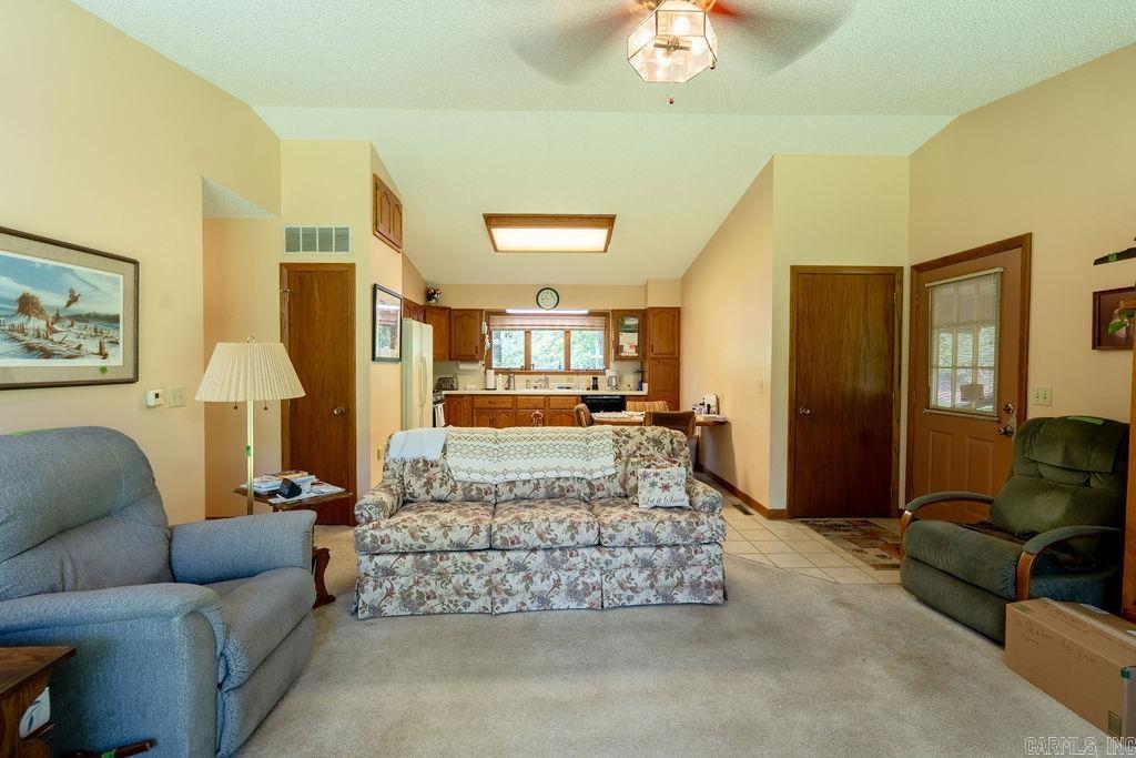 789 Ferguson Road Property Photo 16