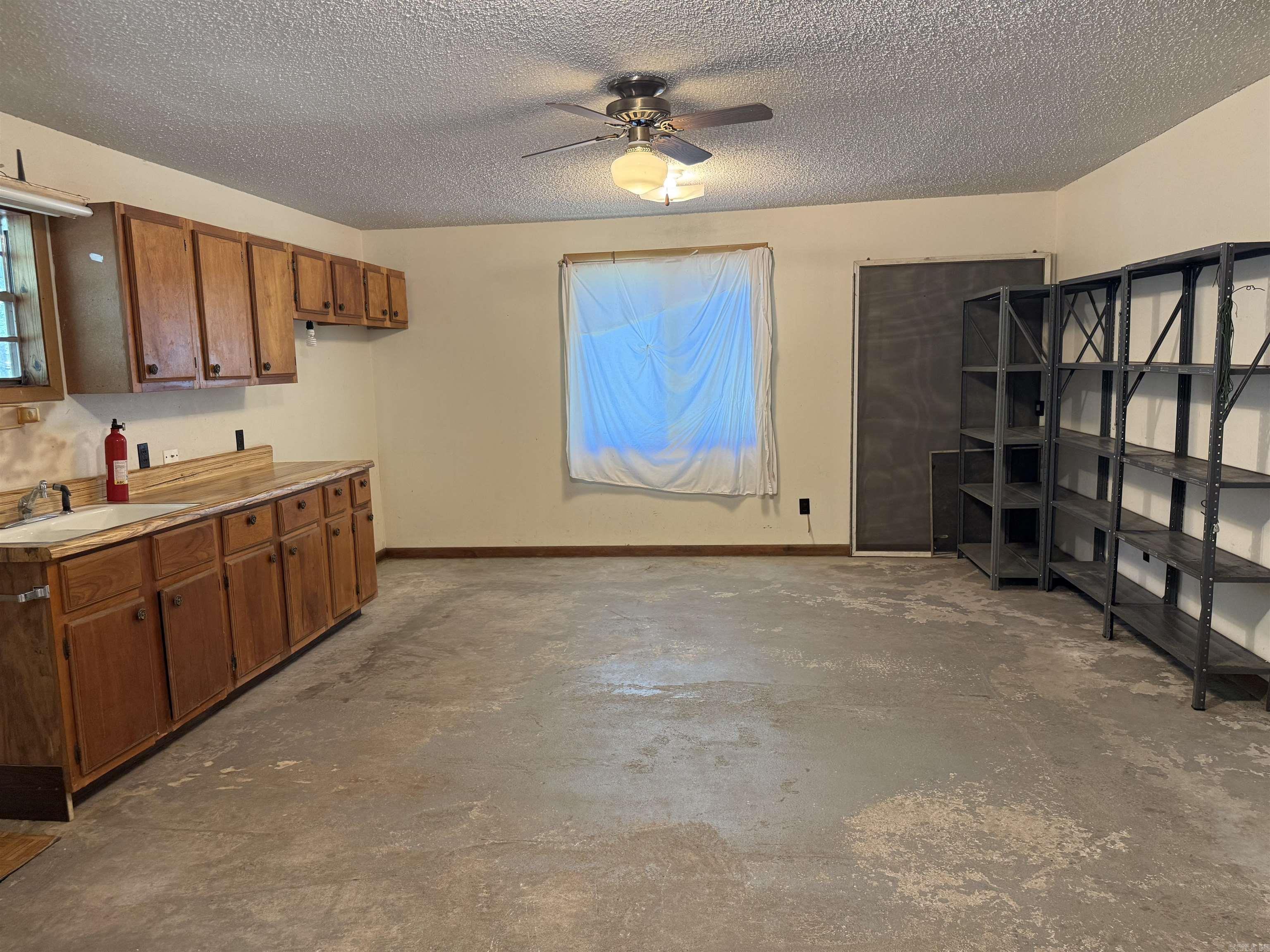 789 Ferguson Road Property Photo 34