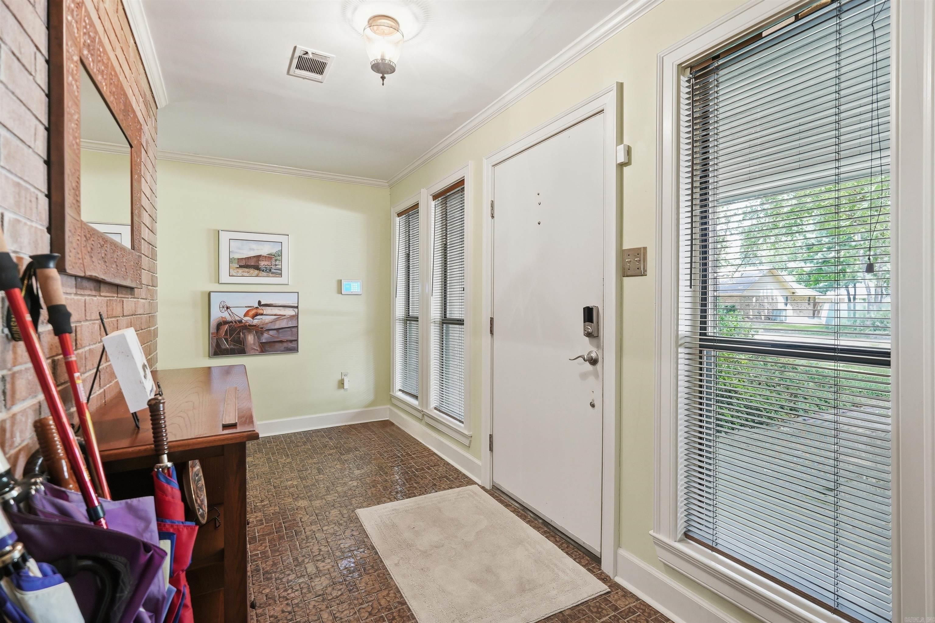 17 Sandstone Property Photo 4
