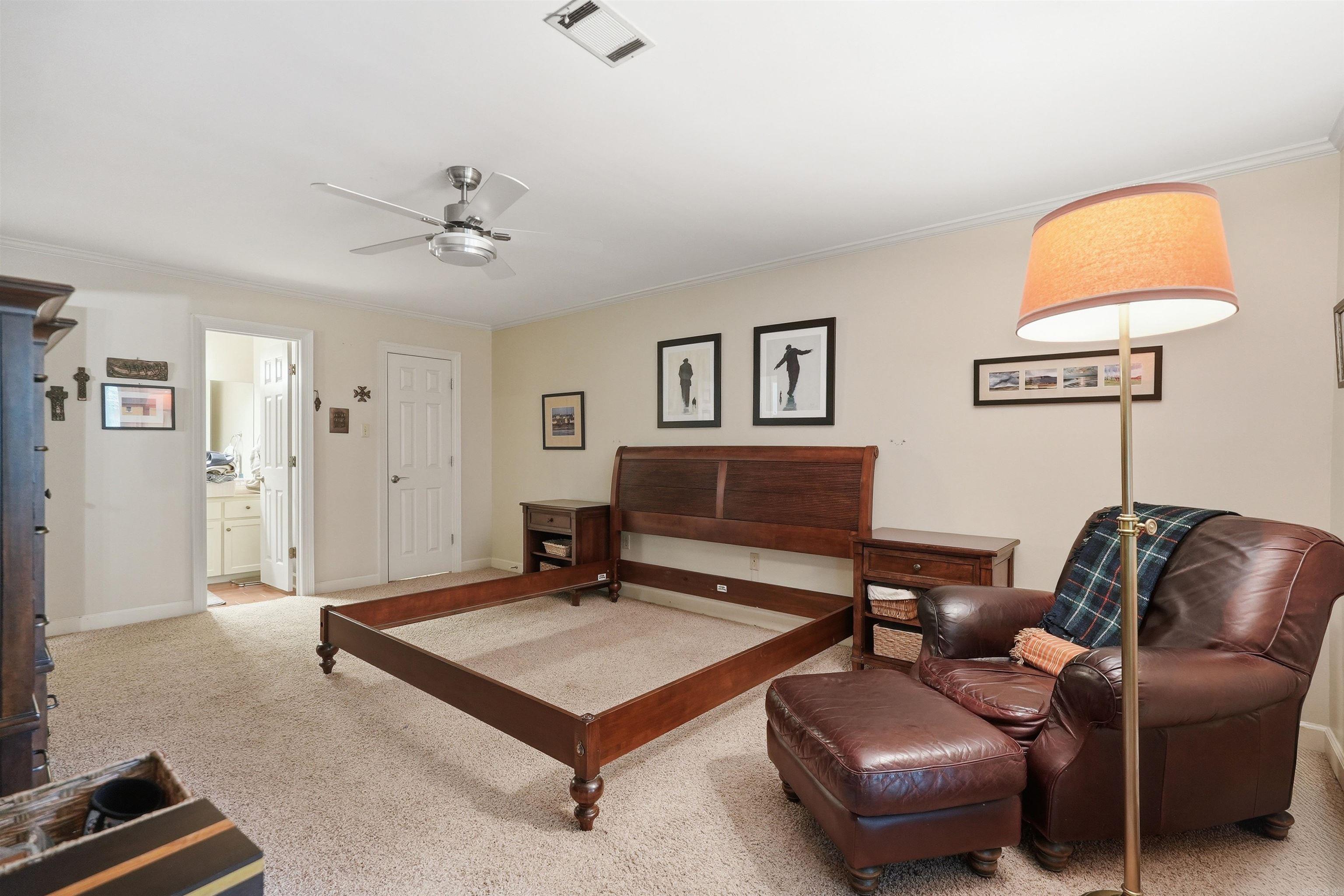 17 Sandstone Property Photo 26