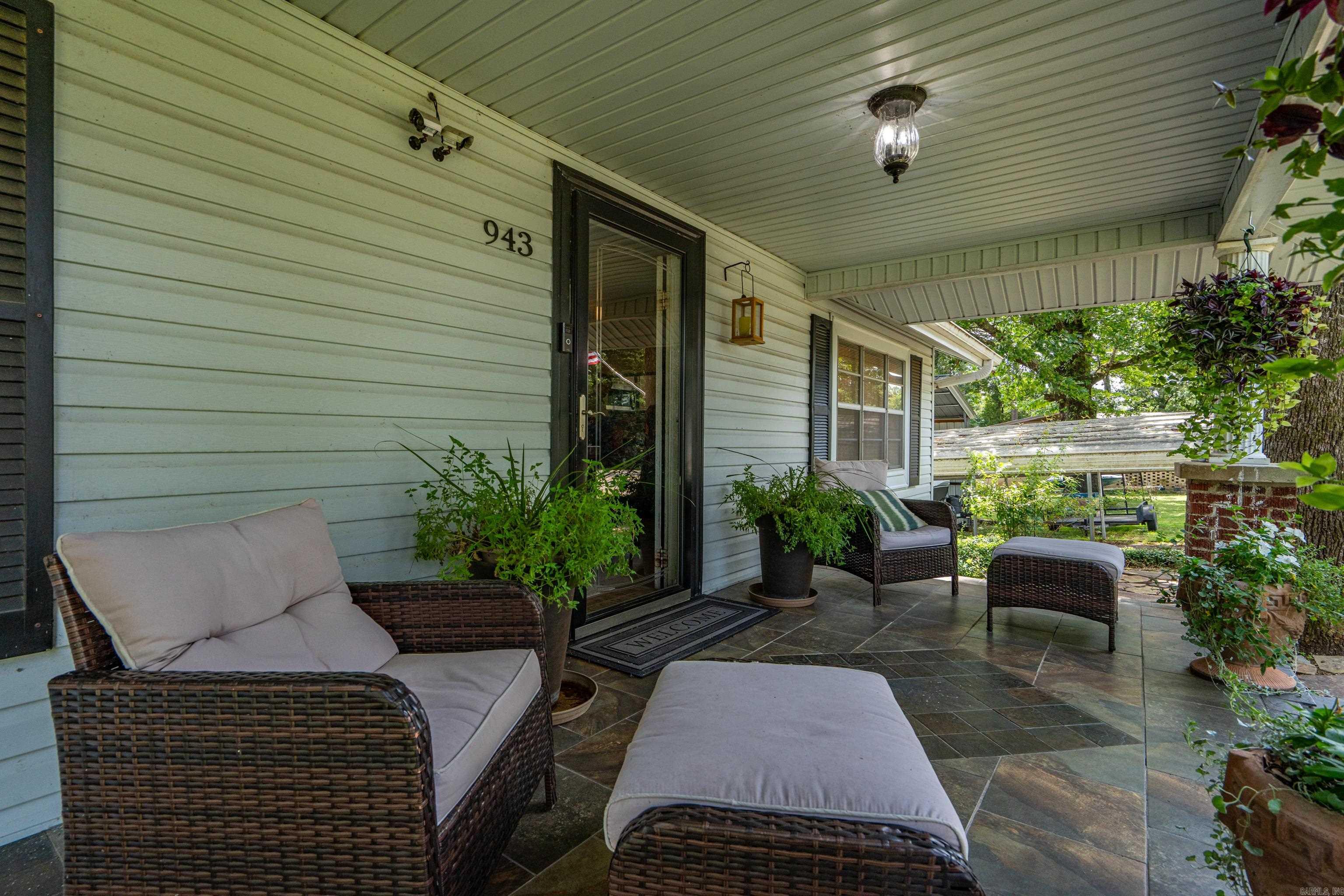 943 Twin Points Road Property Photo 5