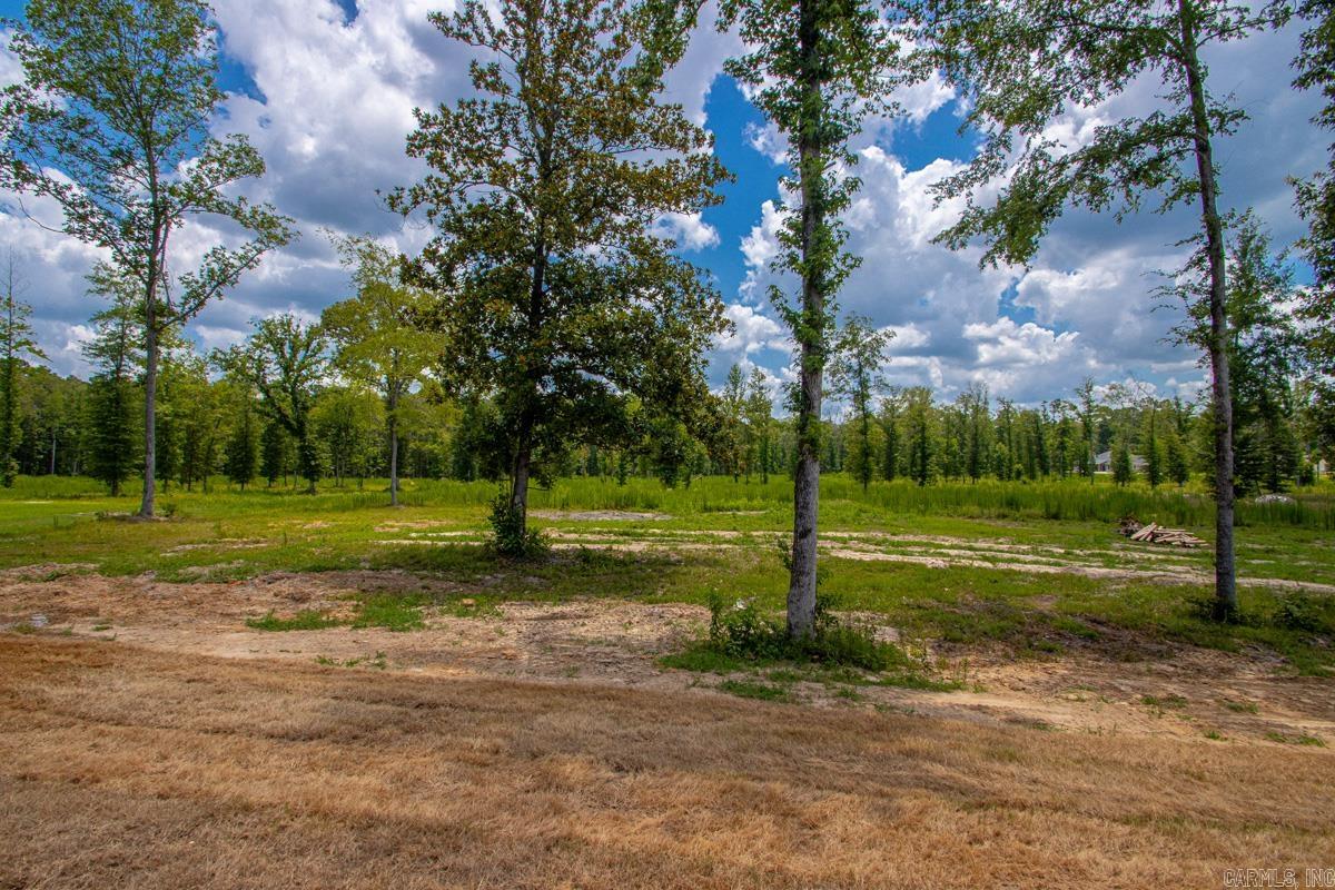 6748 N Detonti Rd Property Photo 8