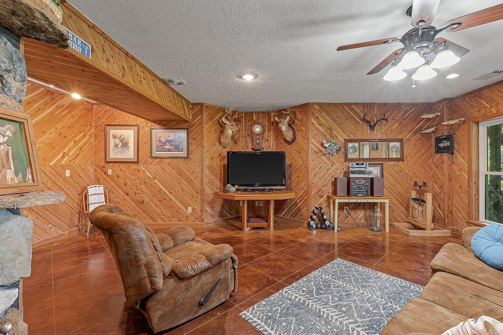601 Cr 3540 Property Photo 41