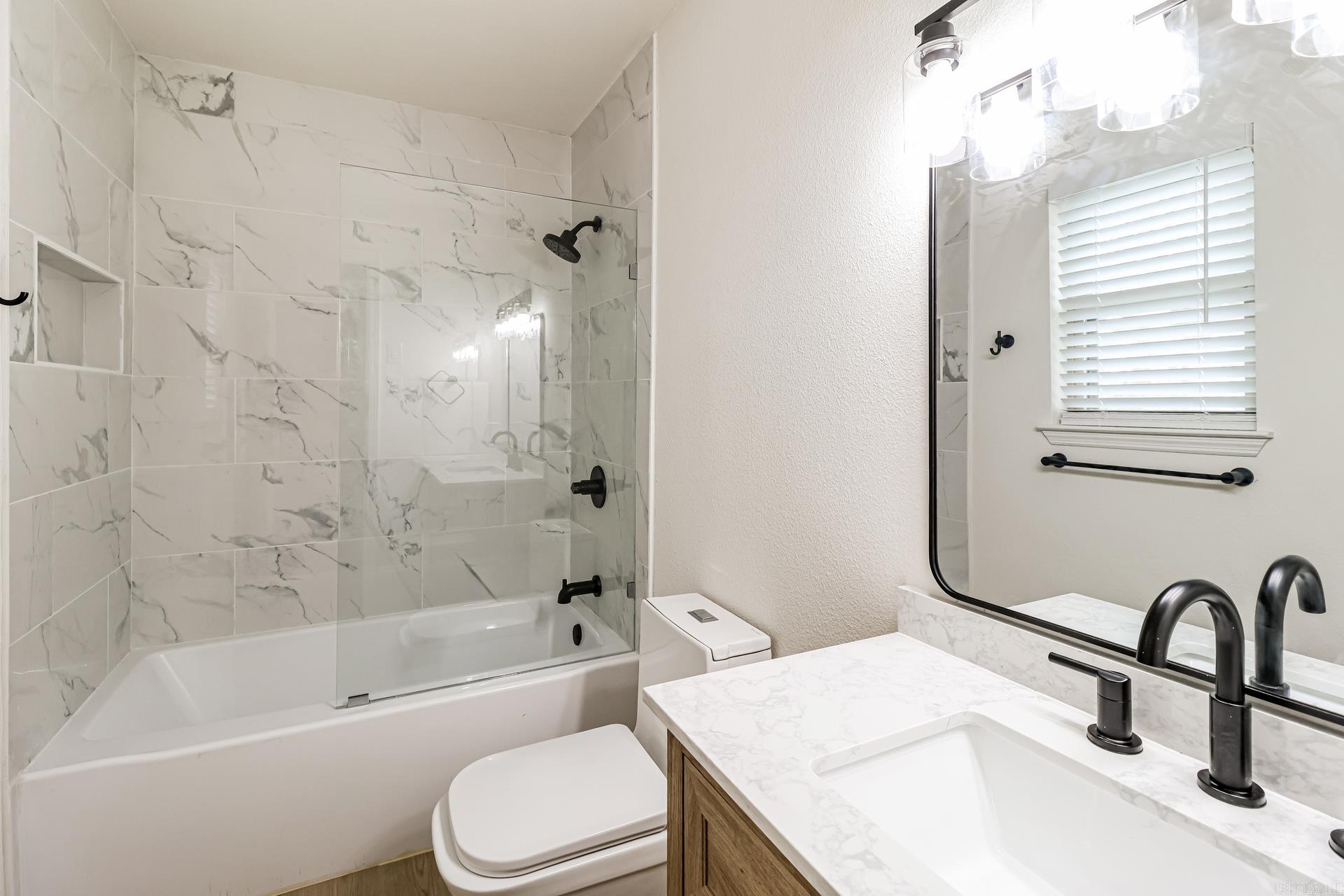 12306 Pleasant Forest Drive Property Photo 16