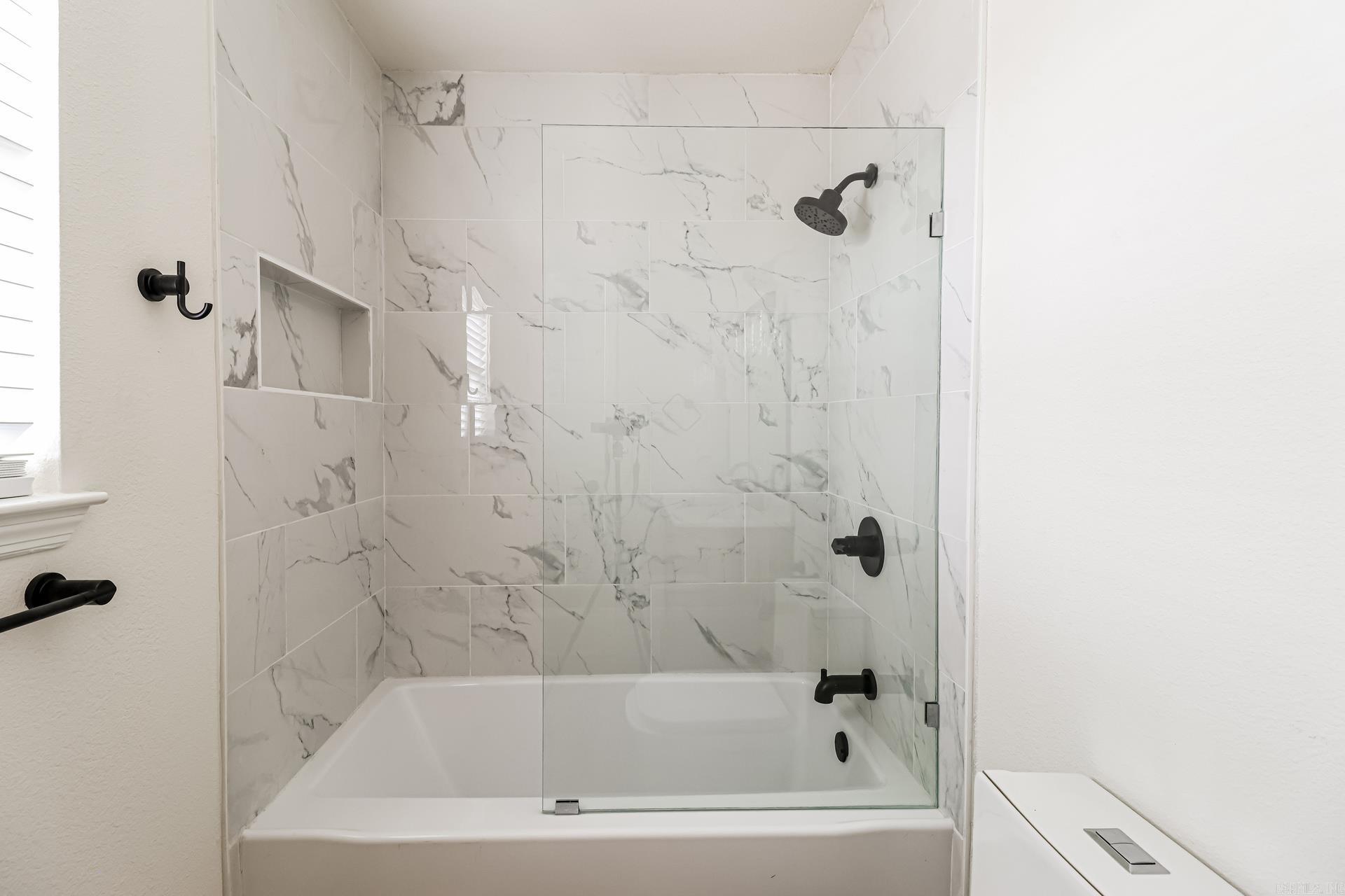 12306 Pleasant Forest Drive Property Photo 17
