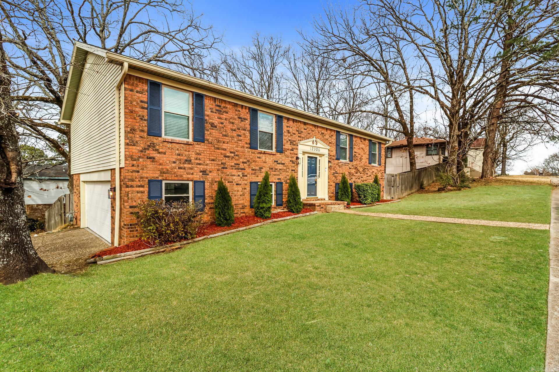 12306 Pleasant Forest Drive Property Photo 30