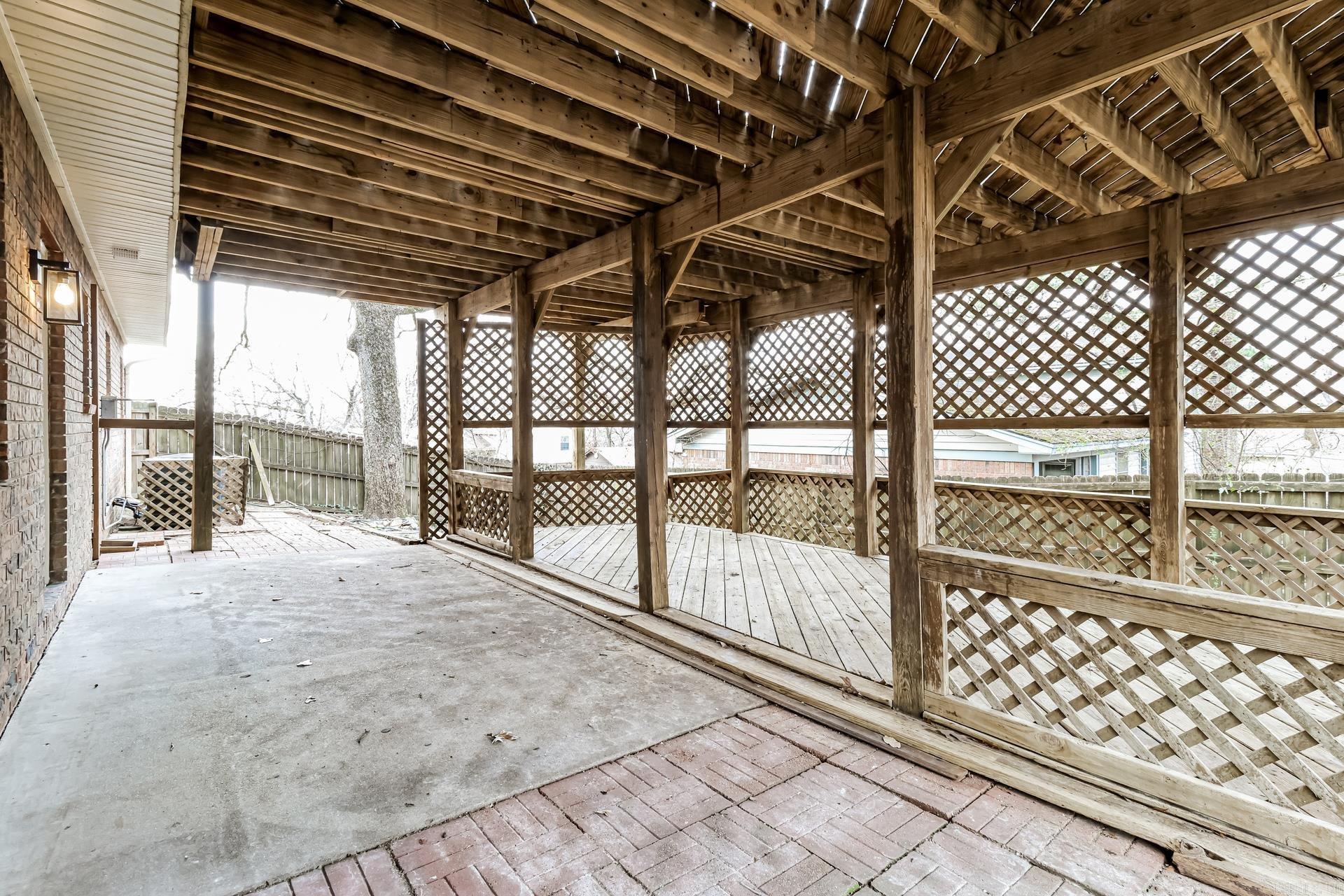 12306 Pleasant Forest Drive Property Photo 33