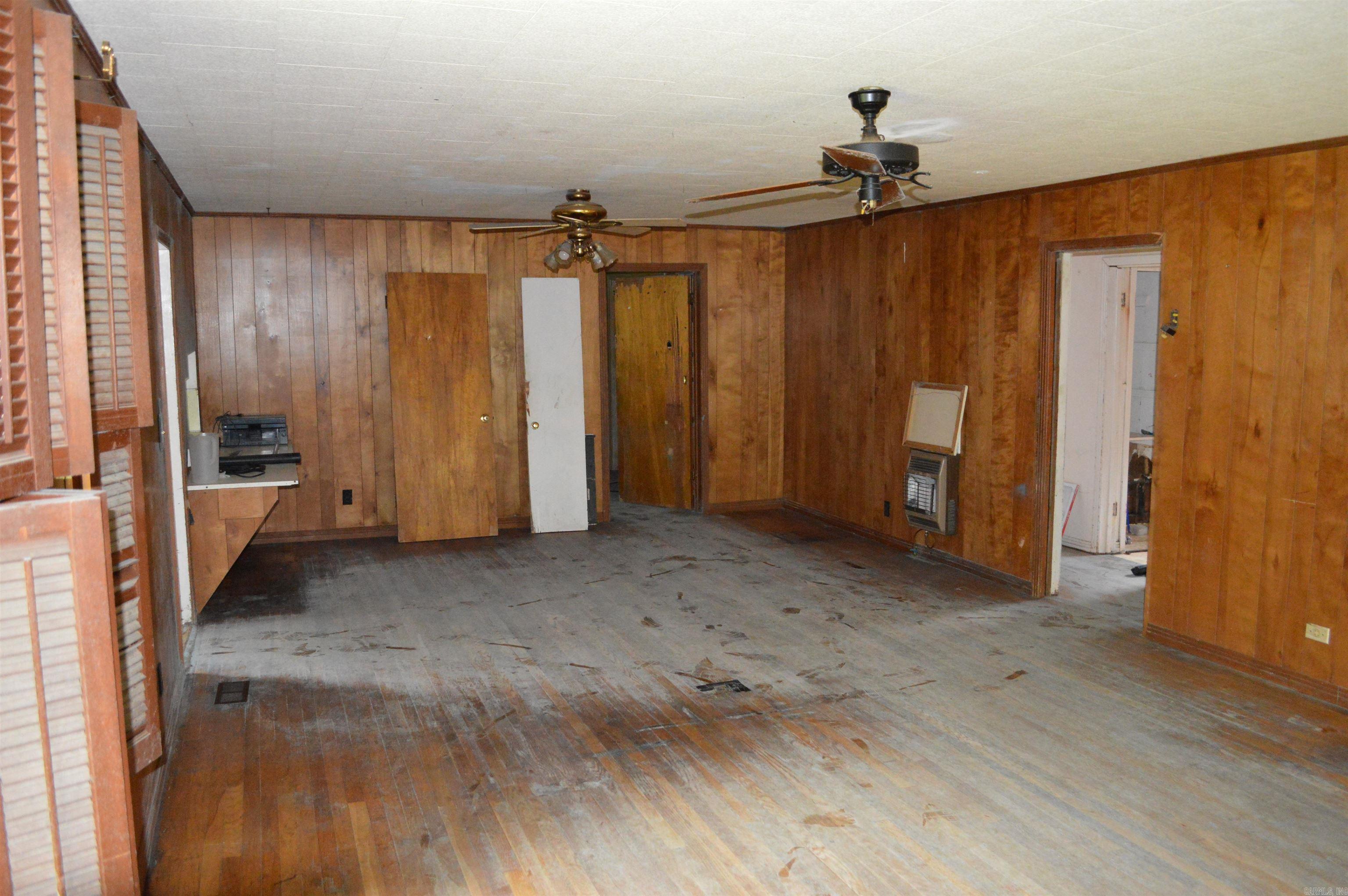 8068 Hilltop Lane Property Photo 2
