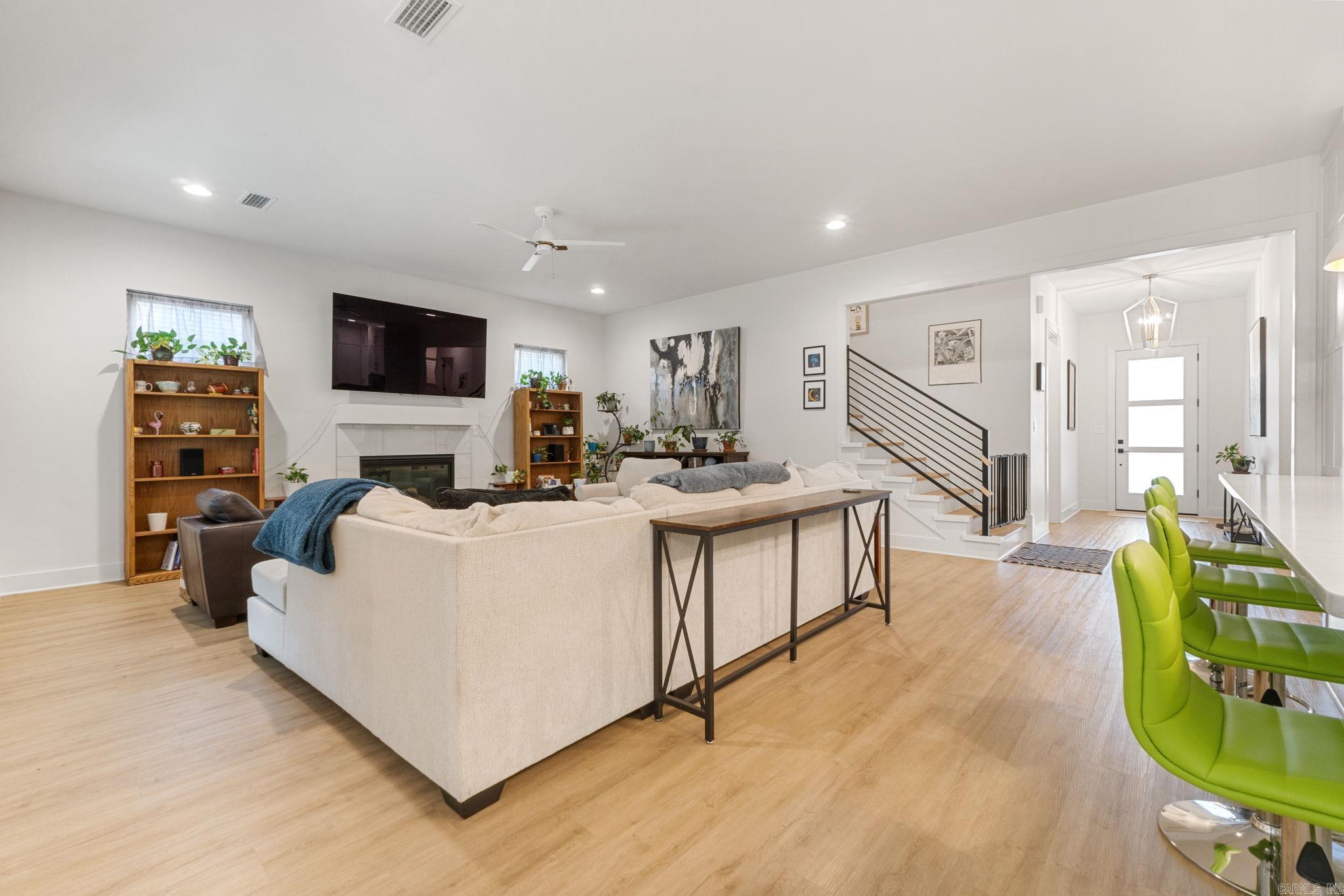 86 Copper Circle Property Photo 4