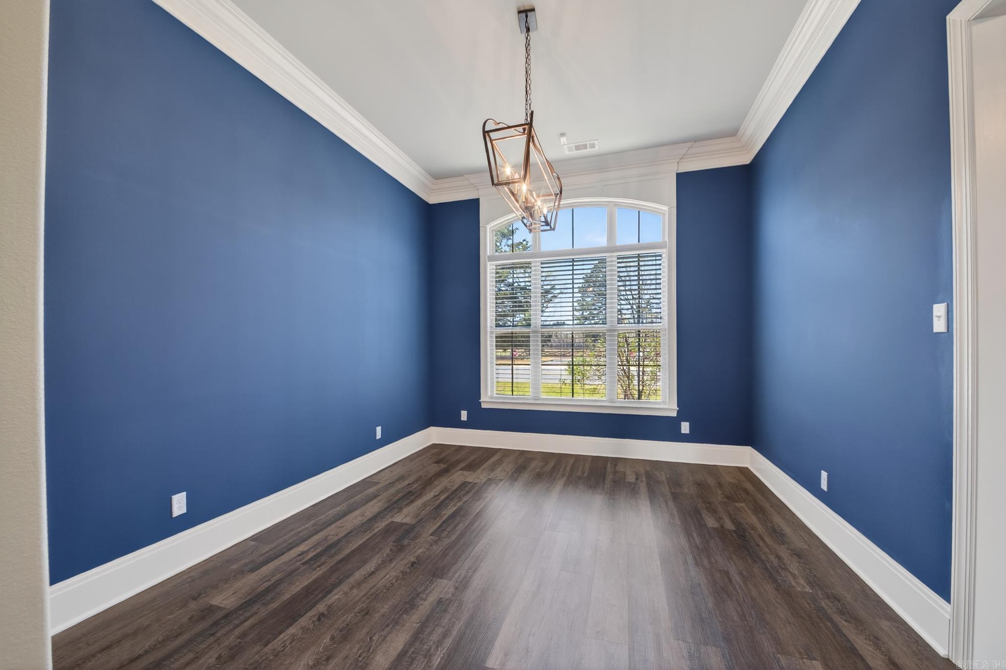 1701 N Lincoln Property Photo 8