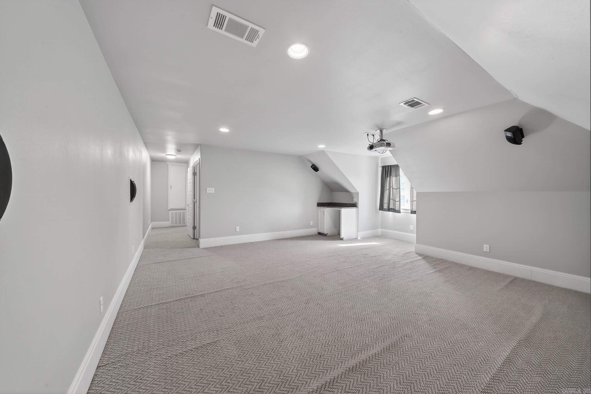 1701 N Lincoln Property Photo 36