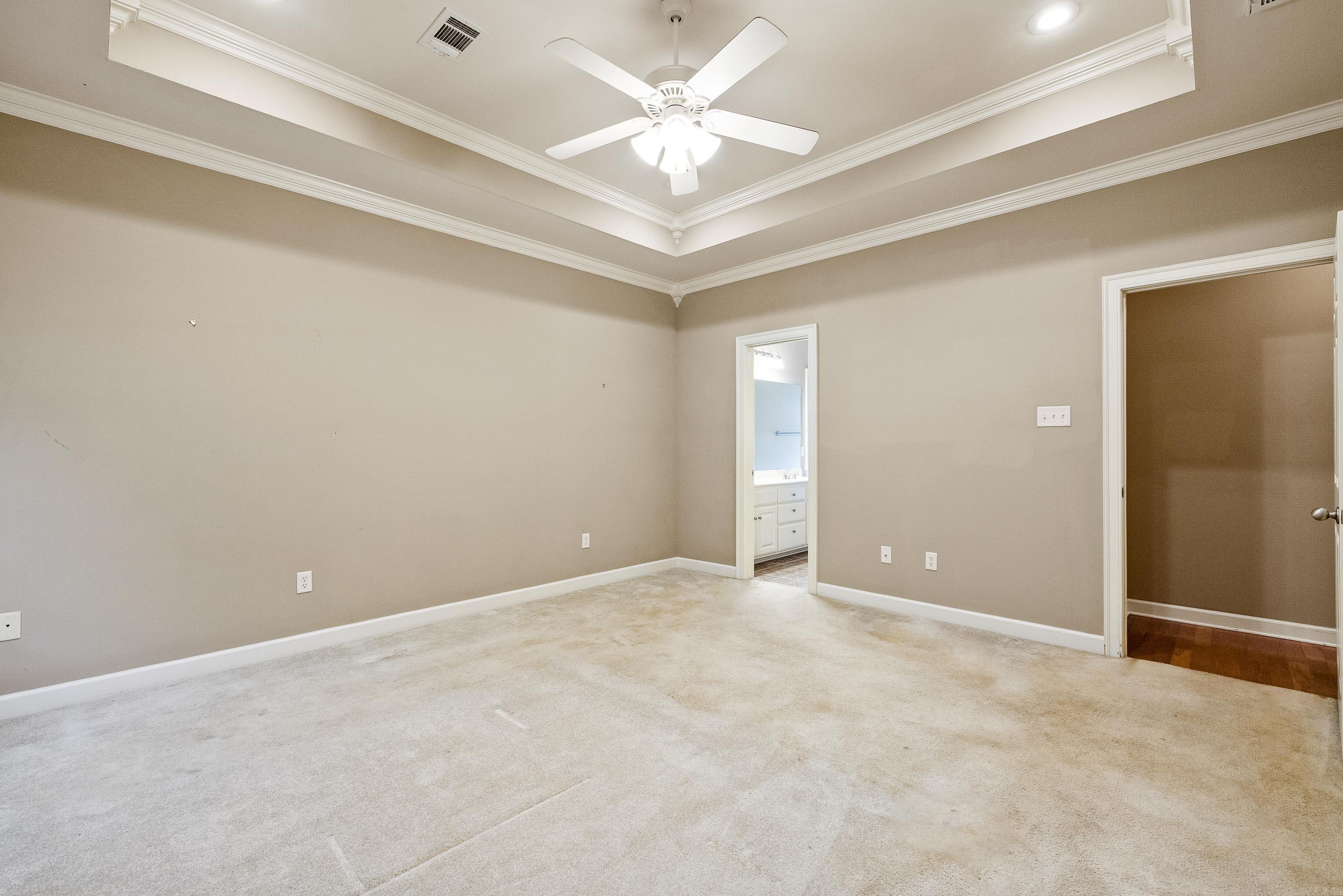 43 Trenton Drive Property Photo 10