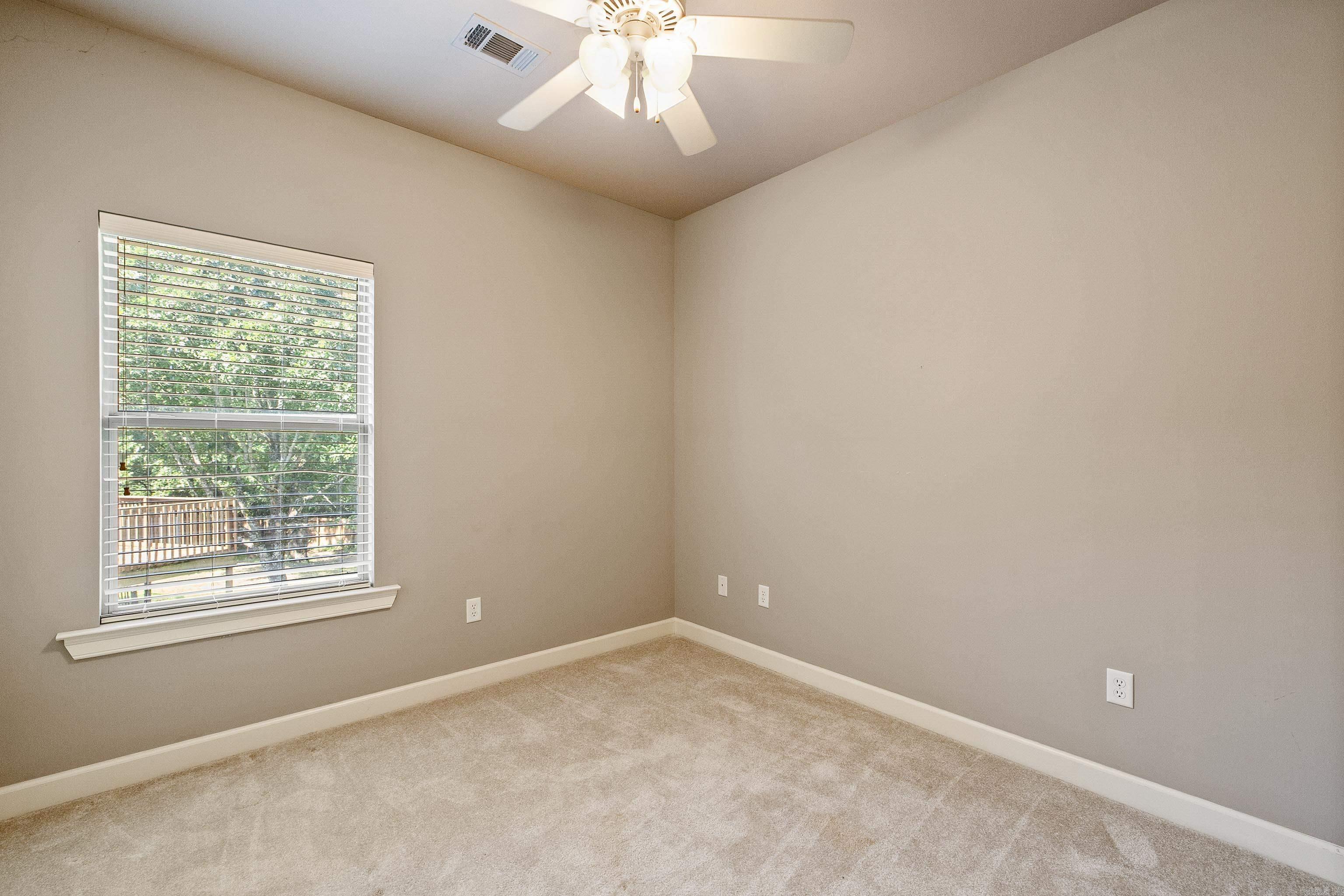 43 Trenton Drive Property Photo 16
