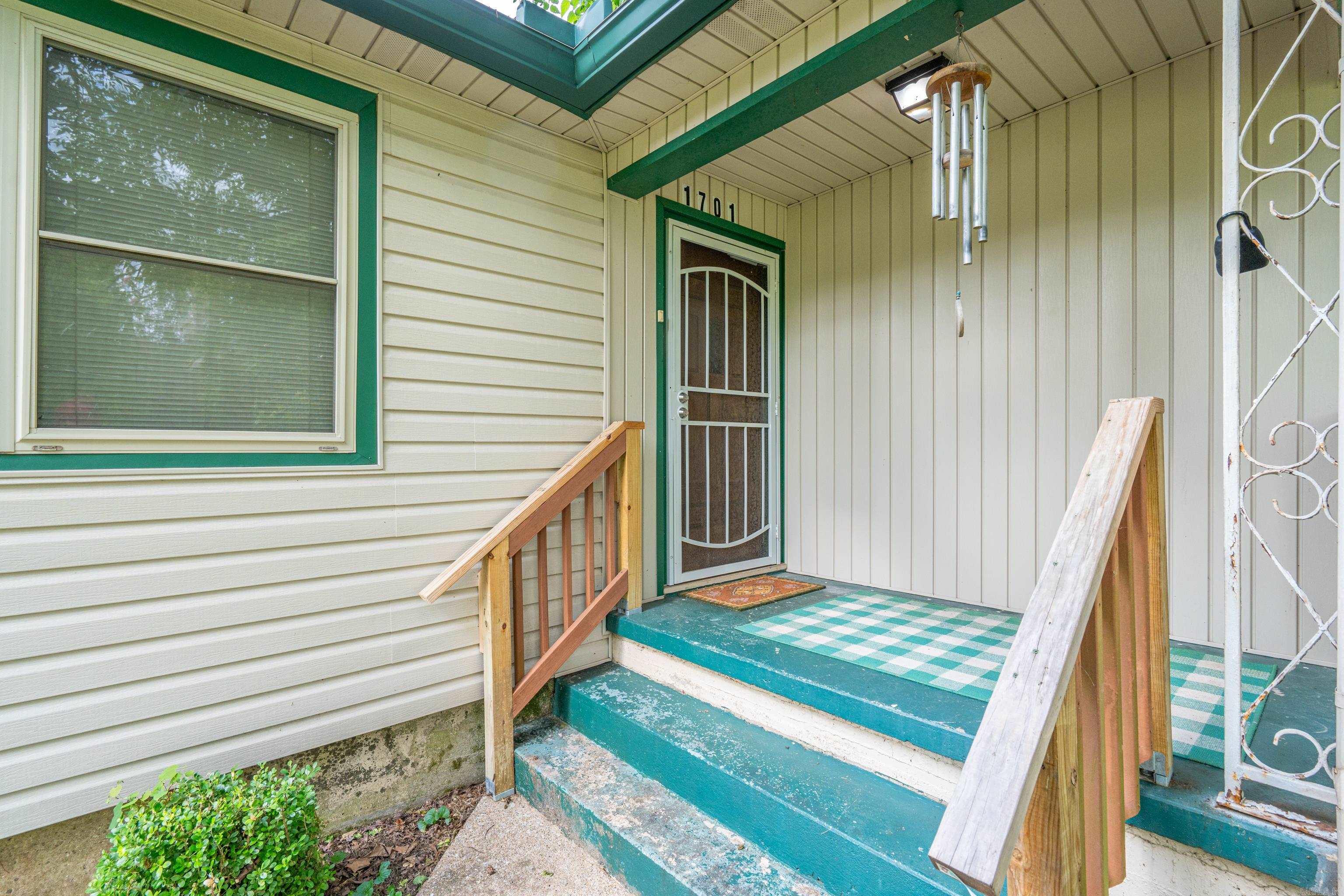 1701 St Louis Street Property Photo 35
