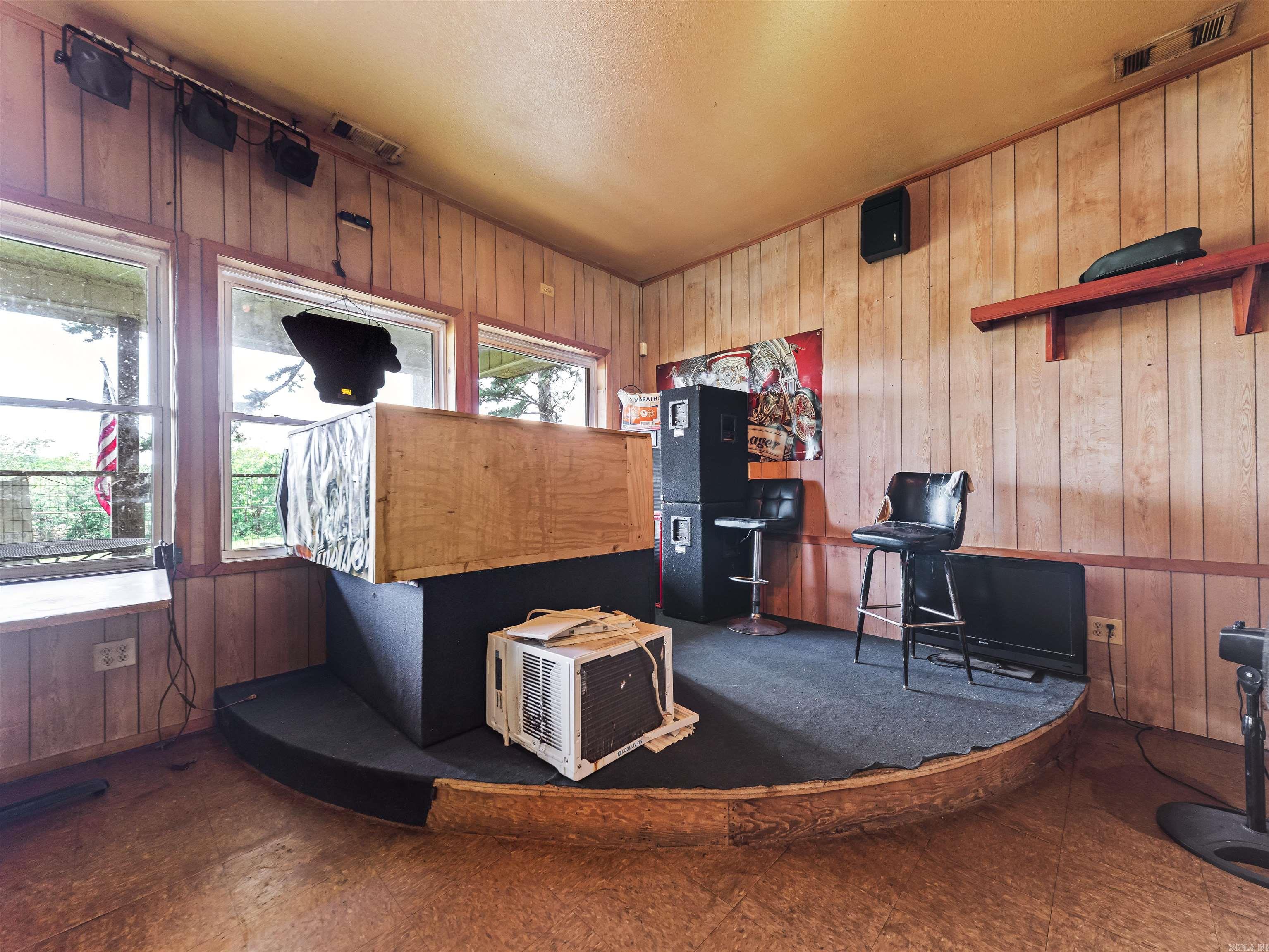 4977 Albert Pike Road Property Photo 12