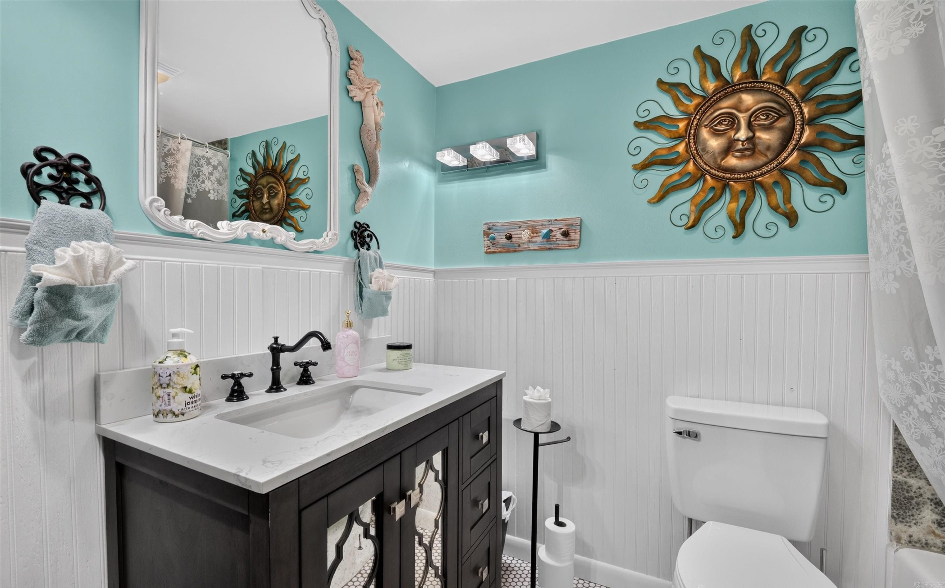 112 Honolulu Court Property Photo 17