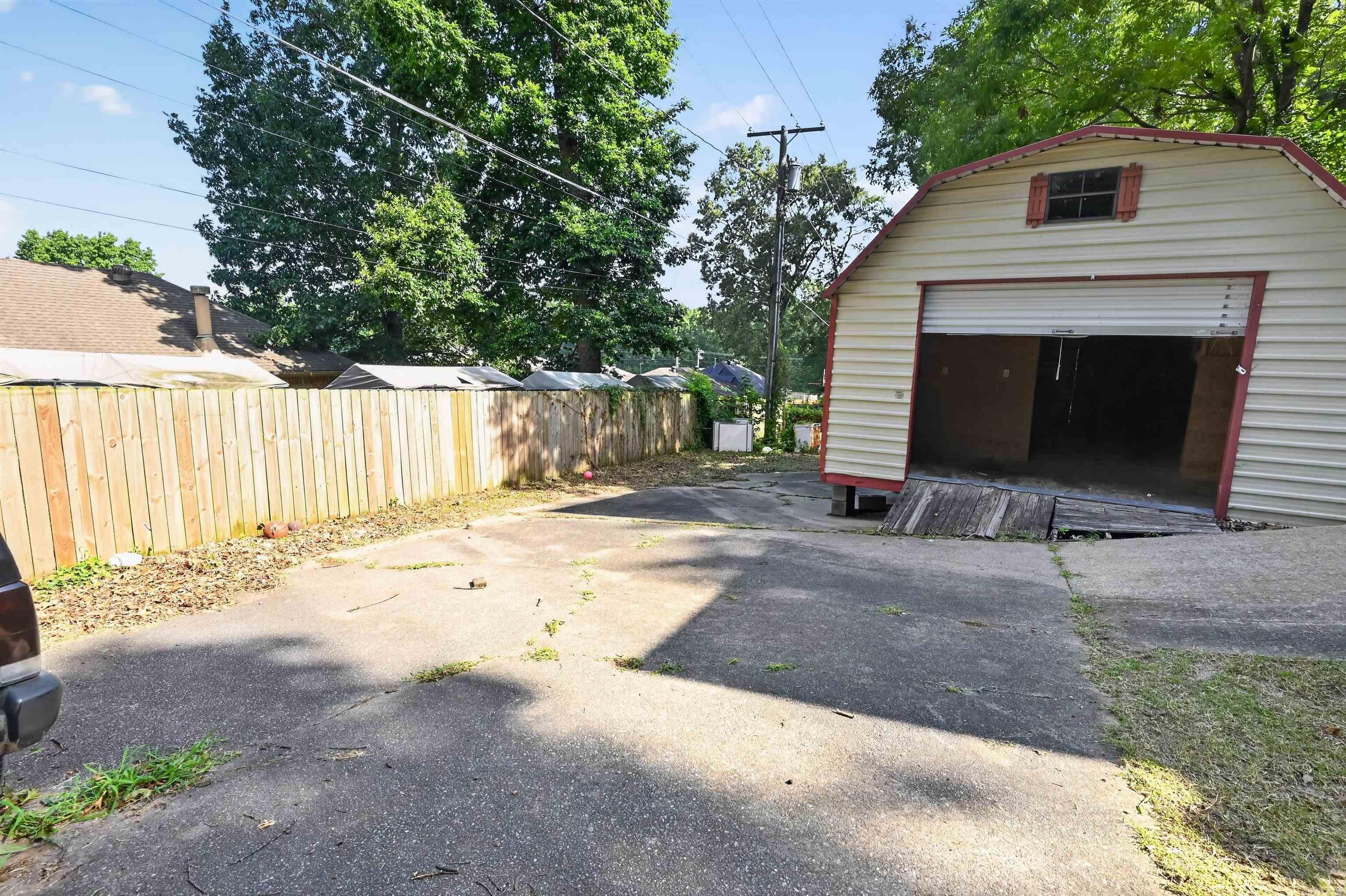 1206 Overview Drive Property Photo 2