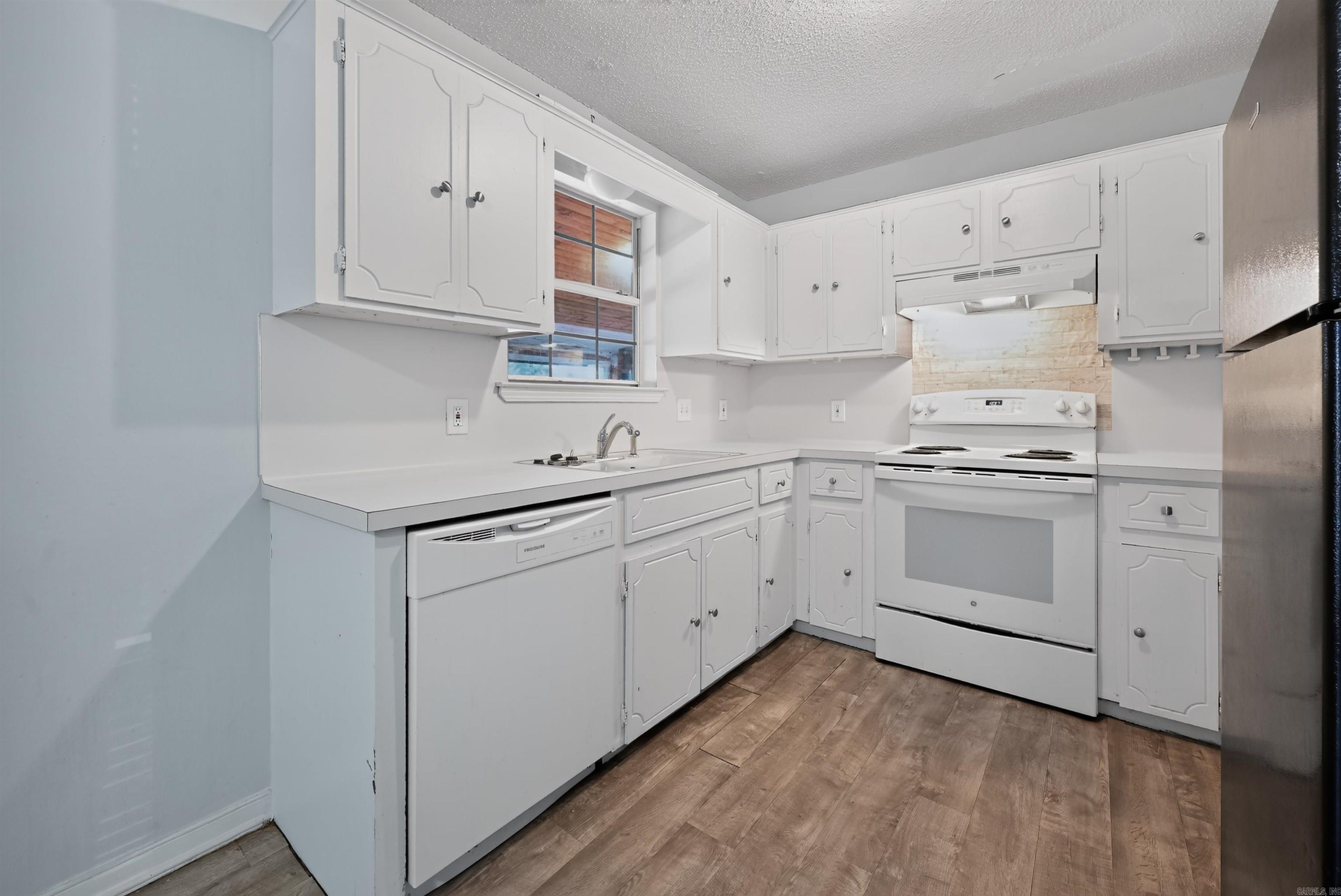 1206 Overview Drive Property Photo 14