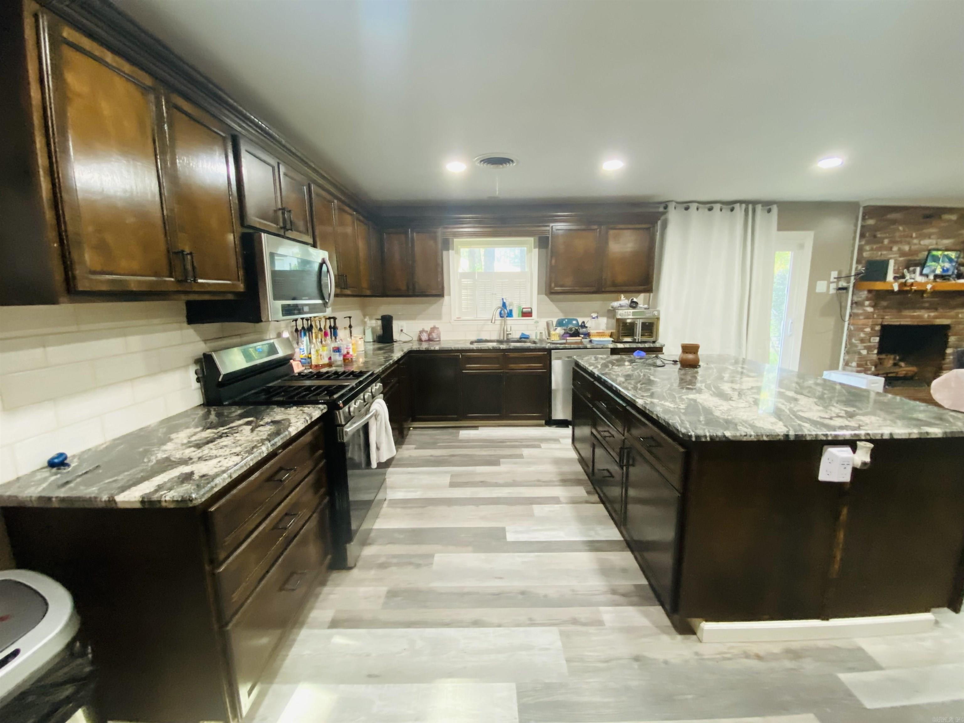 632 Sharp Property Photo 5