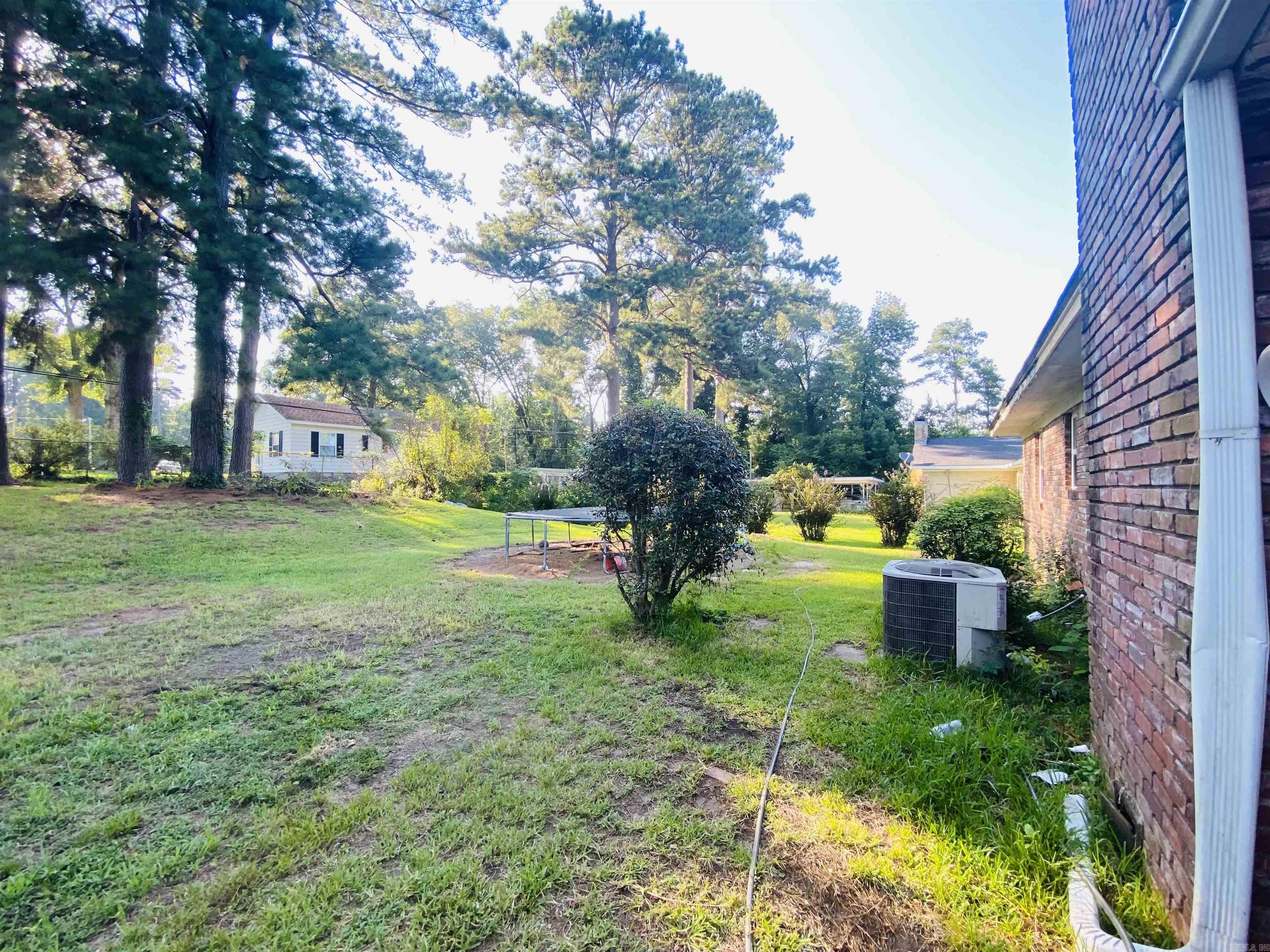 632 Sharp Property Photo 7