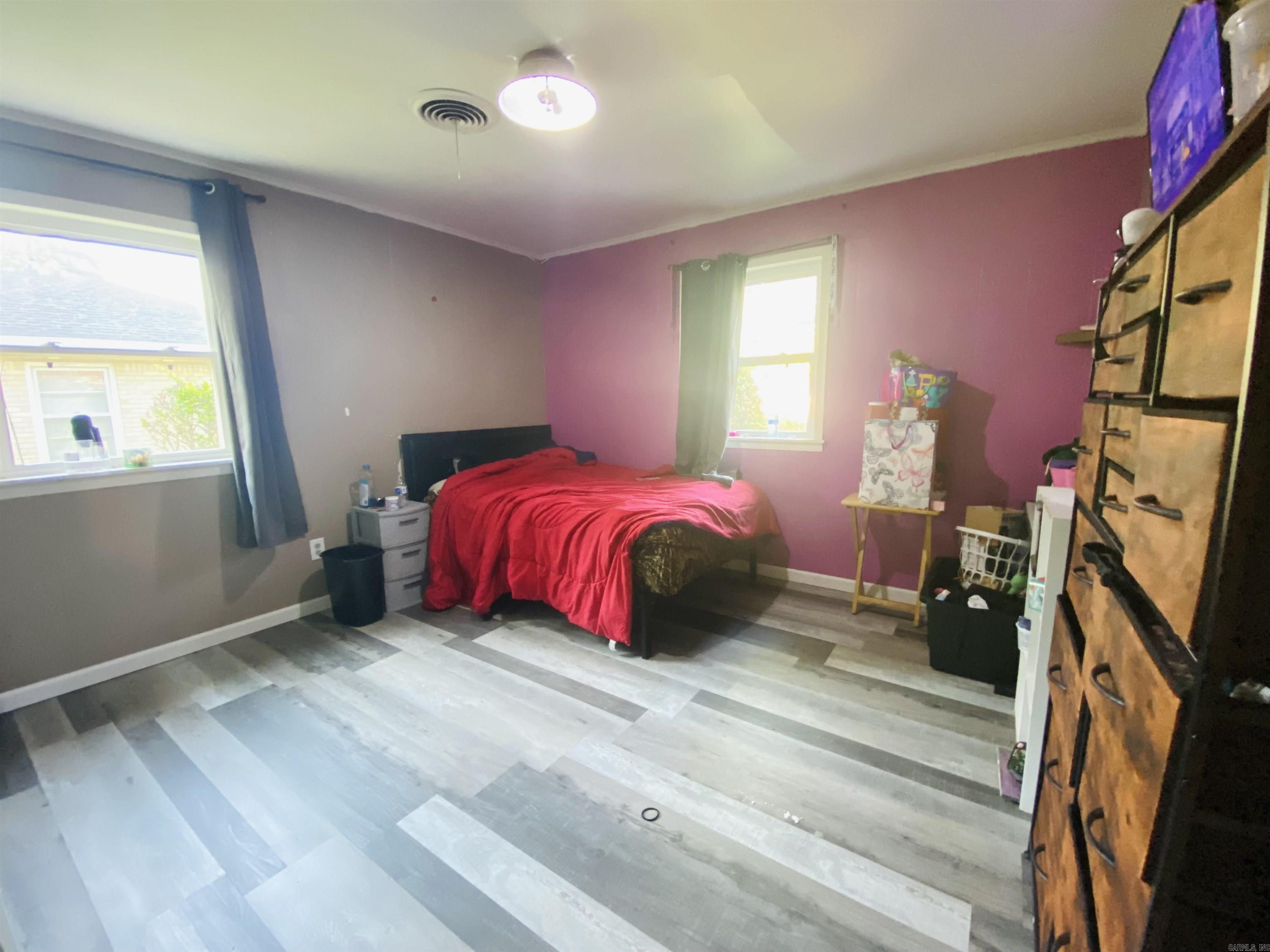 632 Sharp Property Photo 11