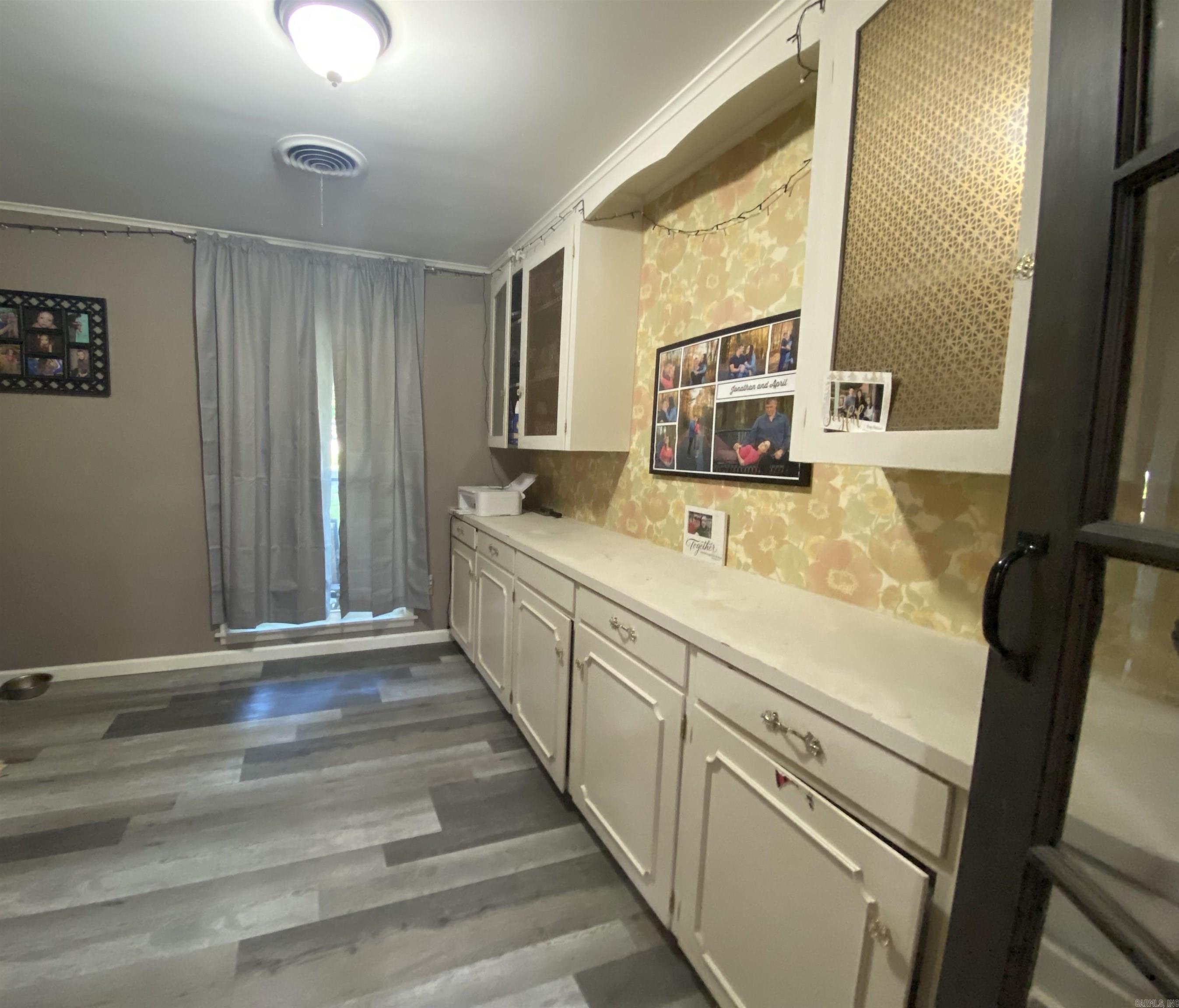 632 Sharp Property Photo 12