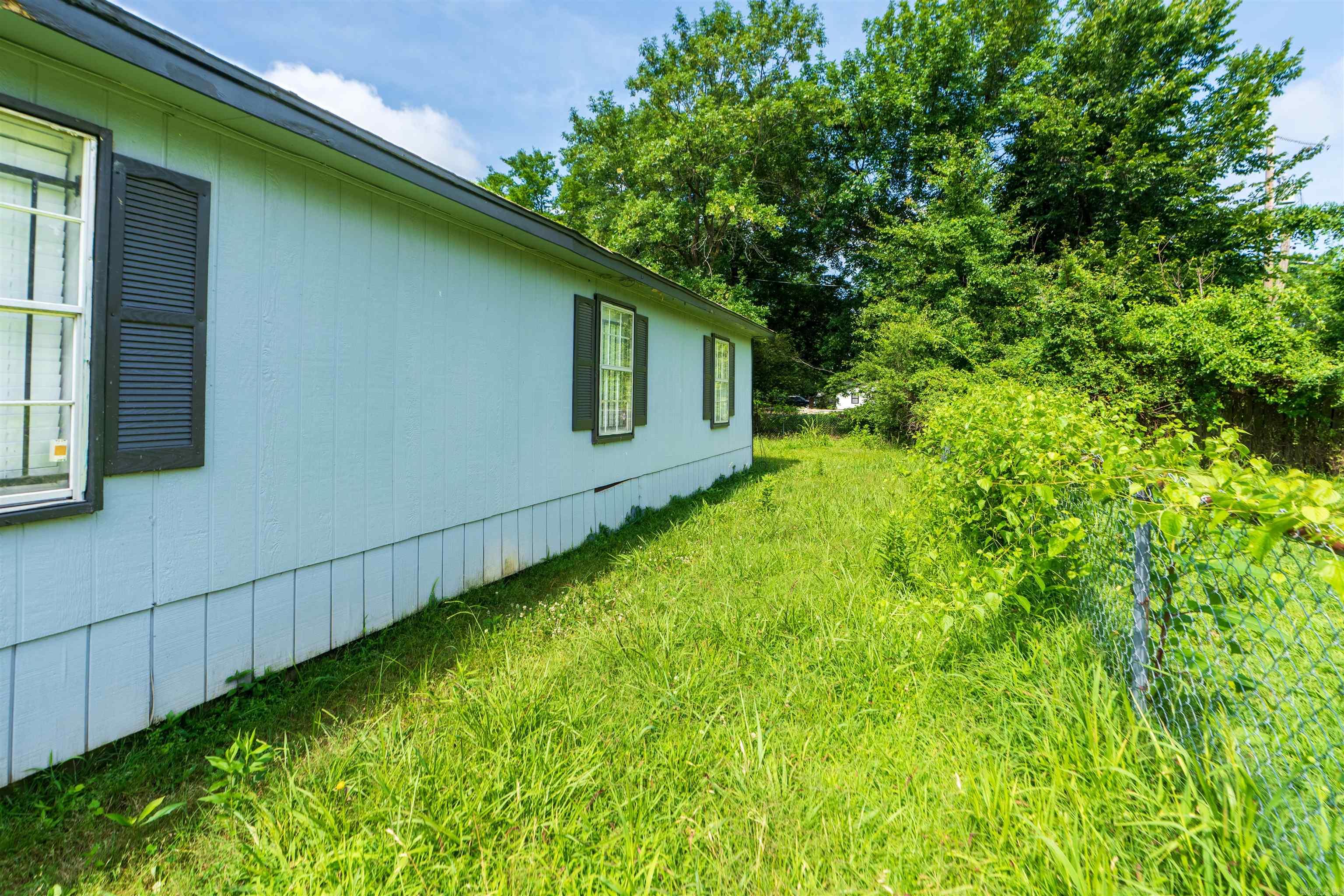 1237 Short Street Property Photo 2