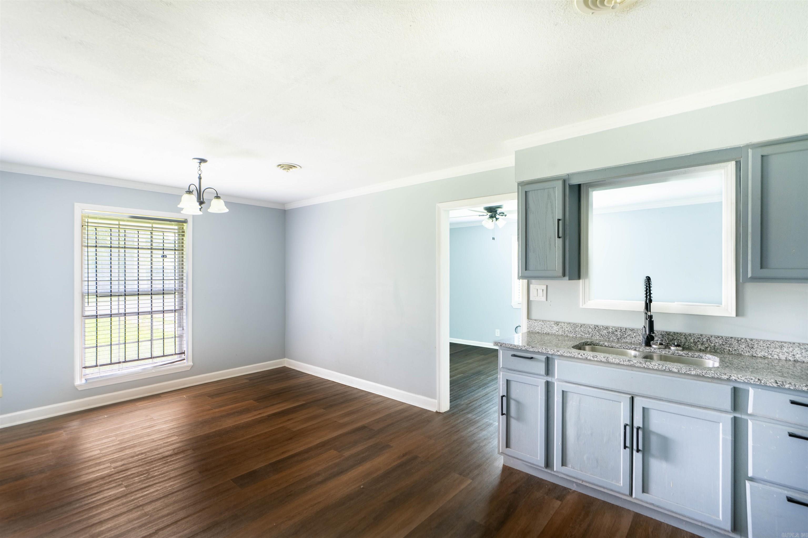 1237 Short Street Property Photo 6