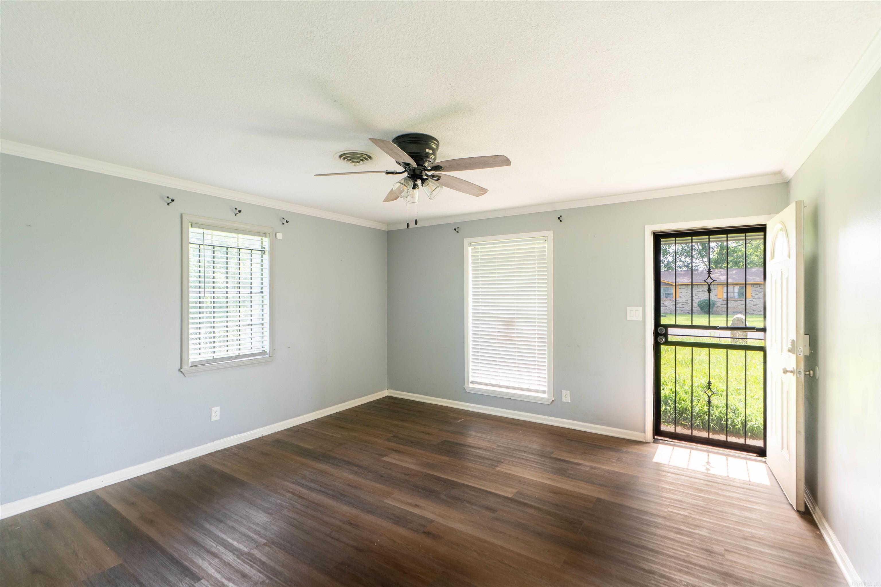 1237 Short Street Property Photo 9
