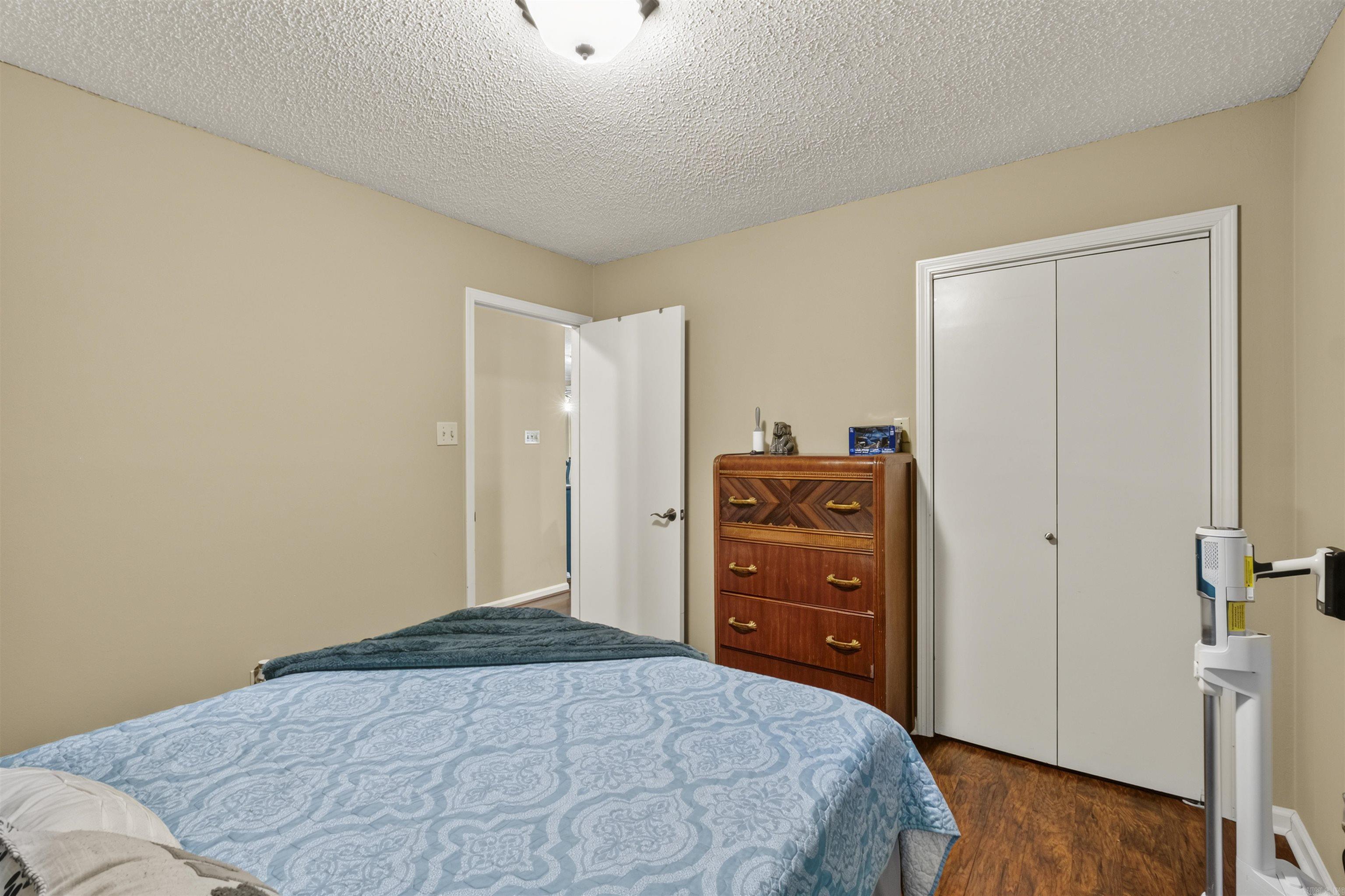 60 Andrew Dr Property Photo 20