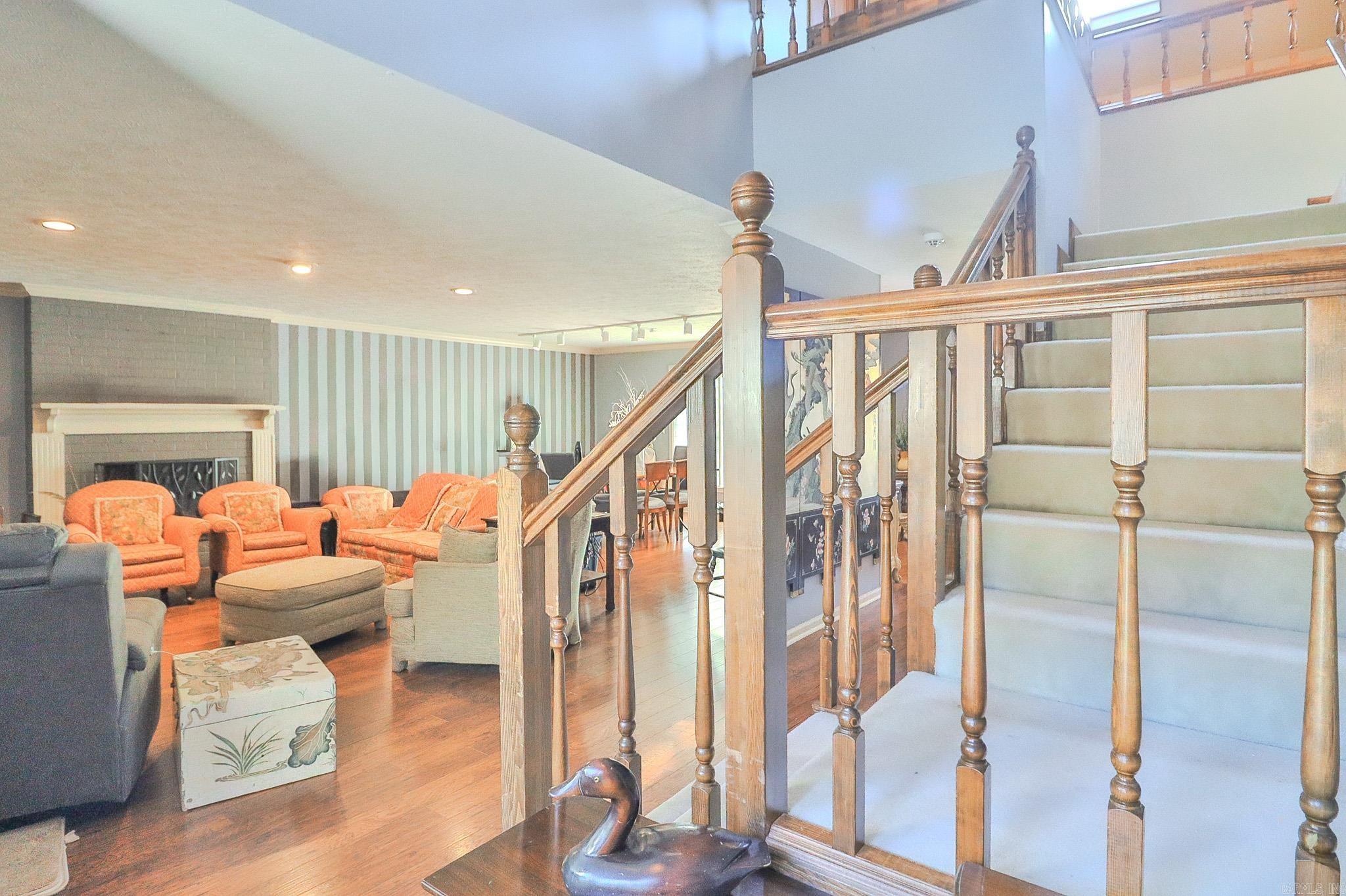 1509 Hillcrest Drive Property Photo 6