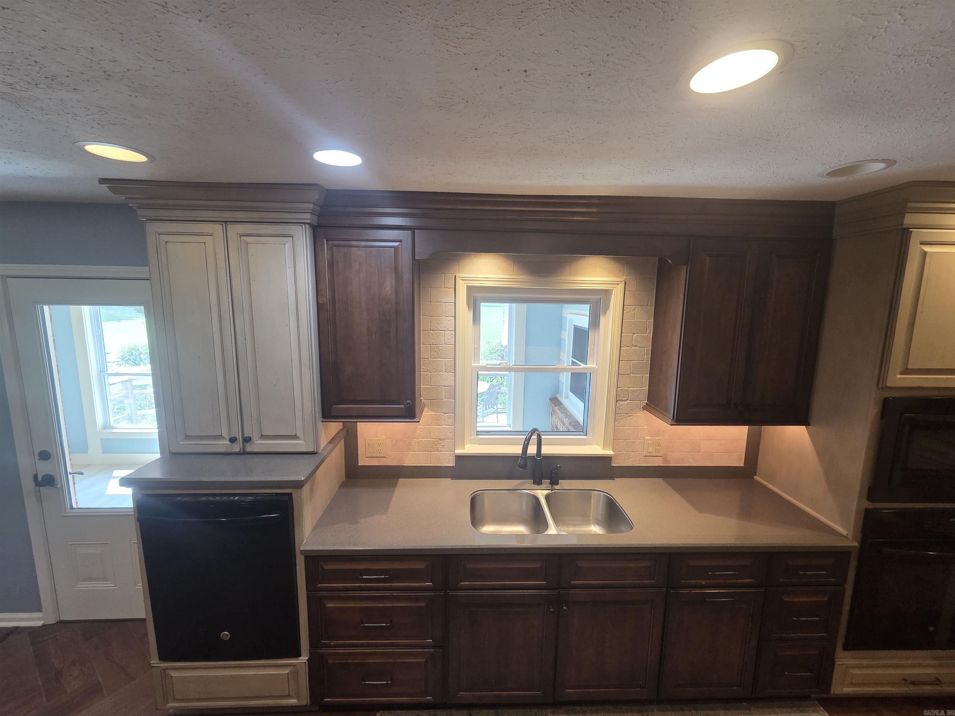1509 Hillcrest Drive Property Photo 14