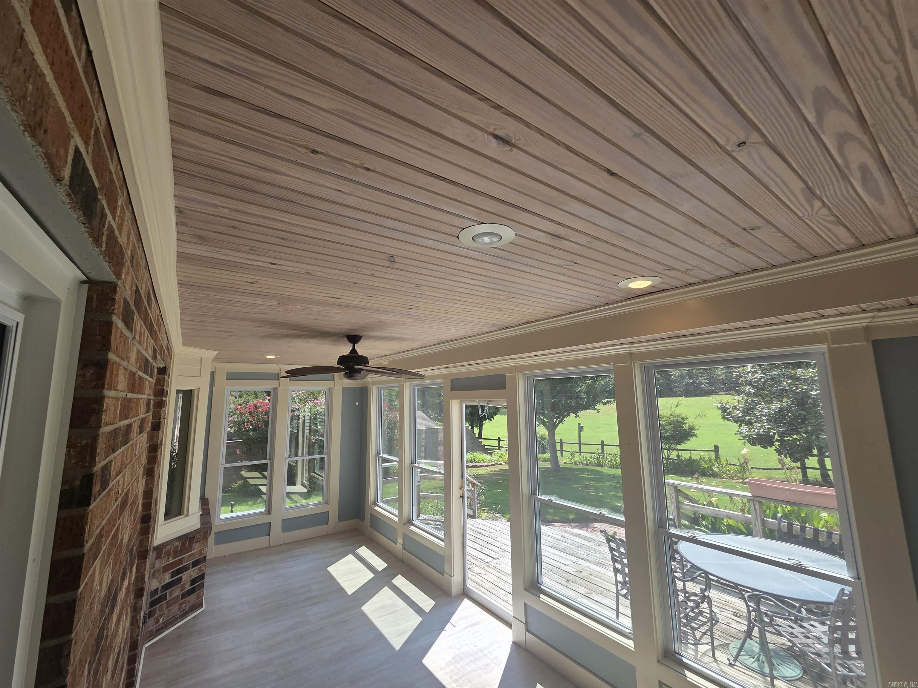 1509 Hillcrest Drive Property Photo 21
