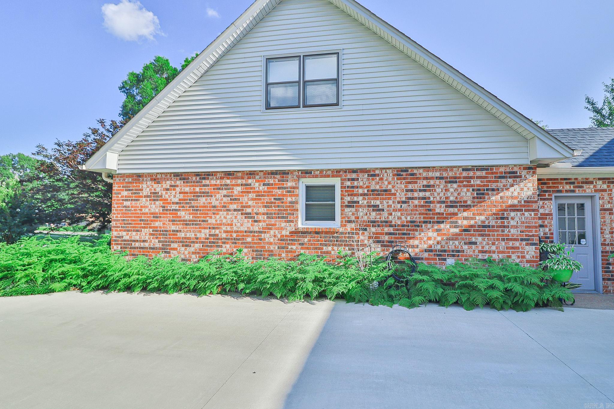 1509 Hillcrest Drive Property Photo 39