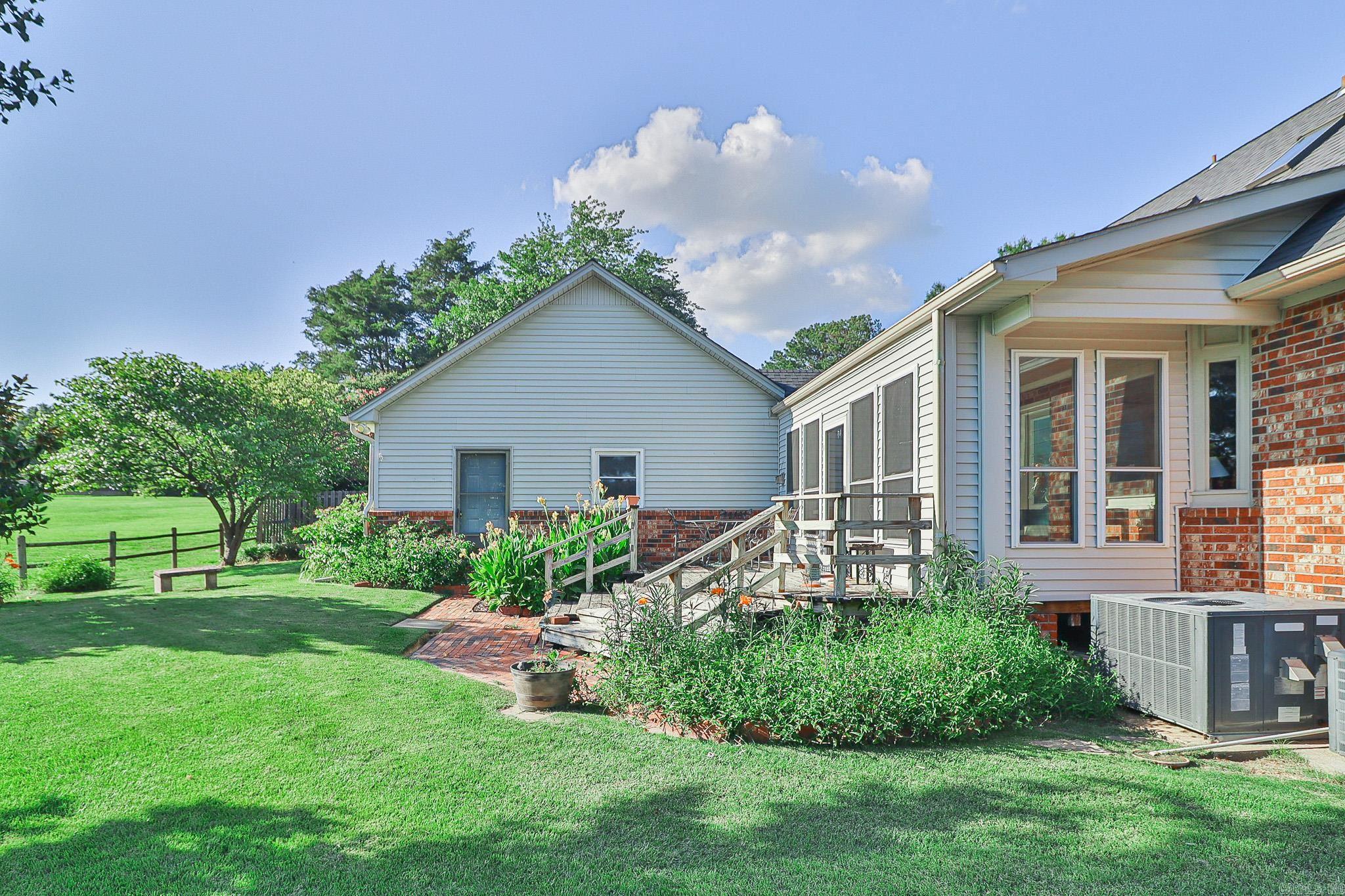 1509 Hillcrest Drive Property Photo 48