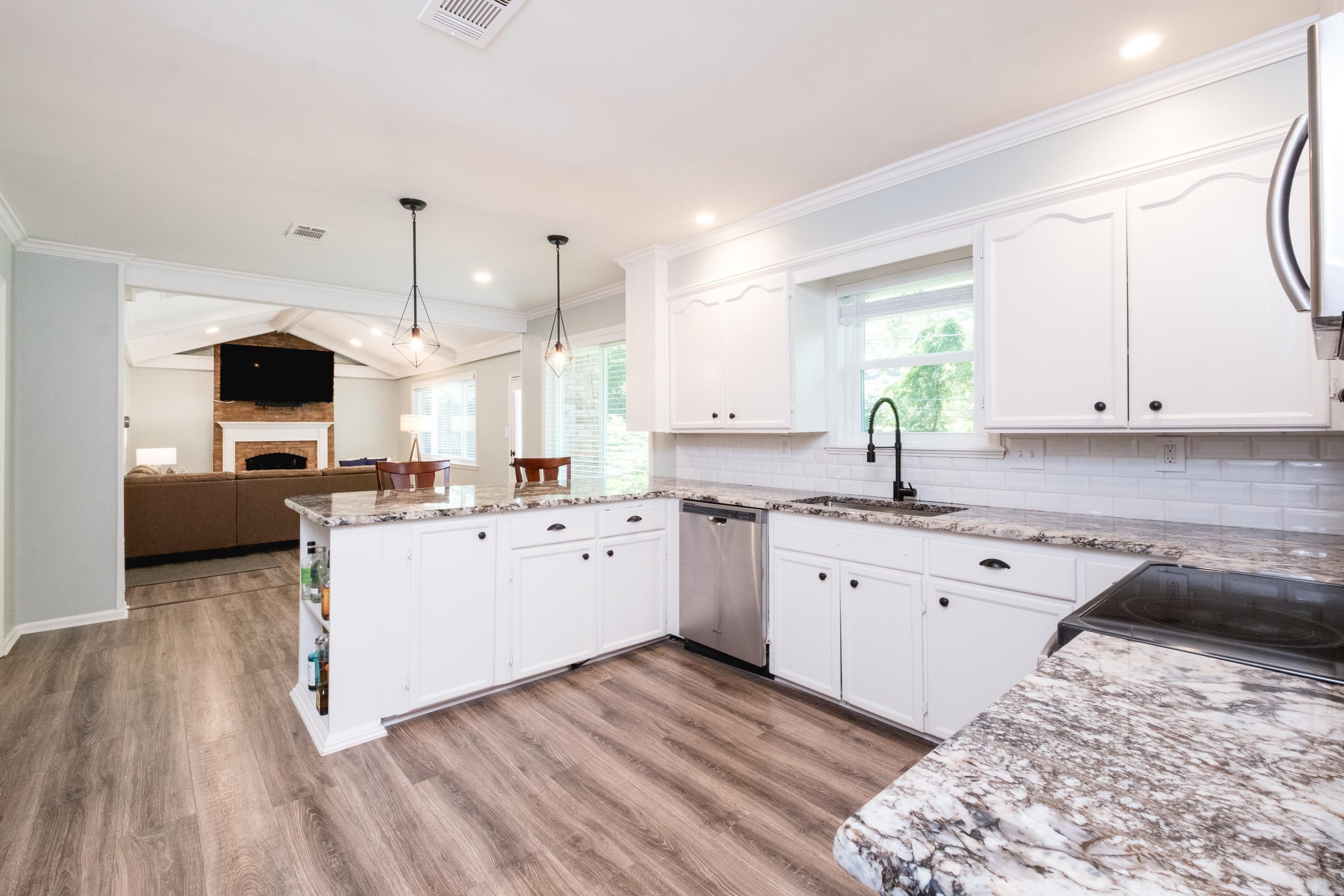 3 Coachlight Circle Property Photo 20