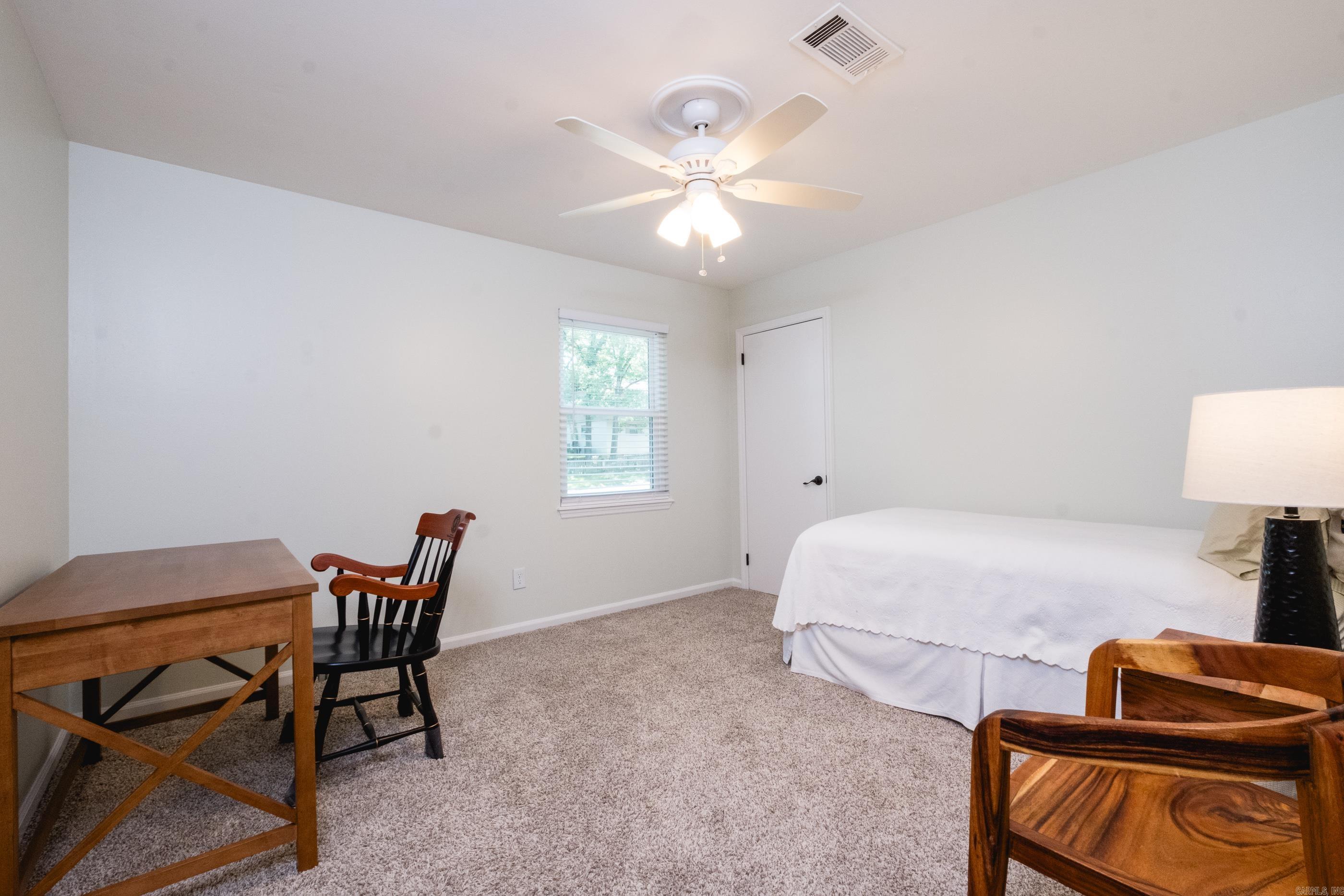 3 Coachlight Circle Property Photo 38