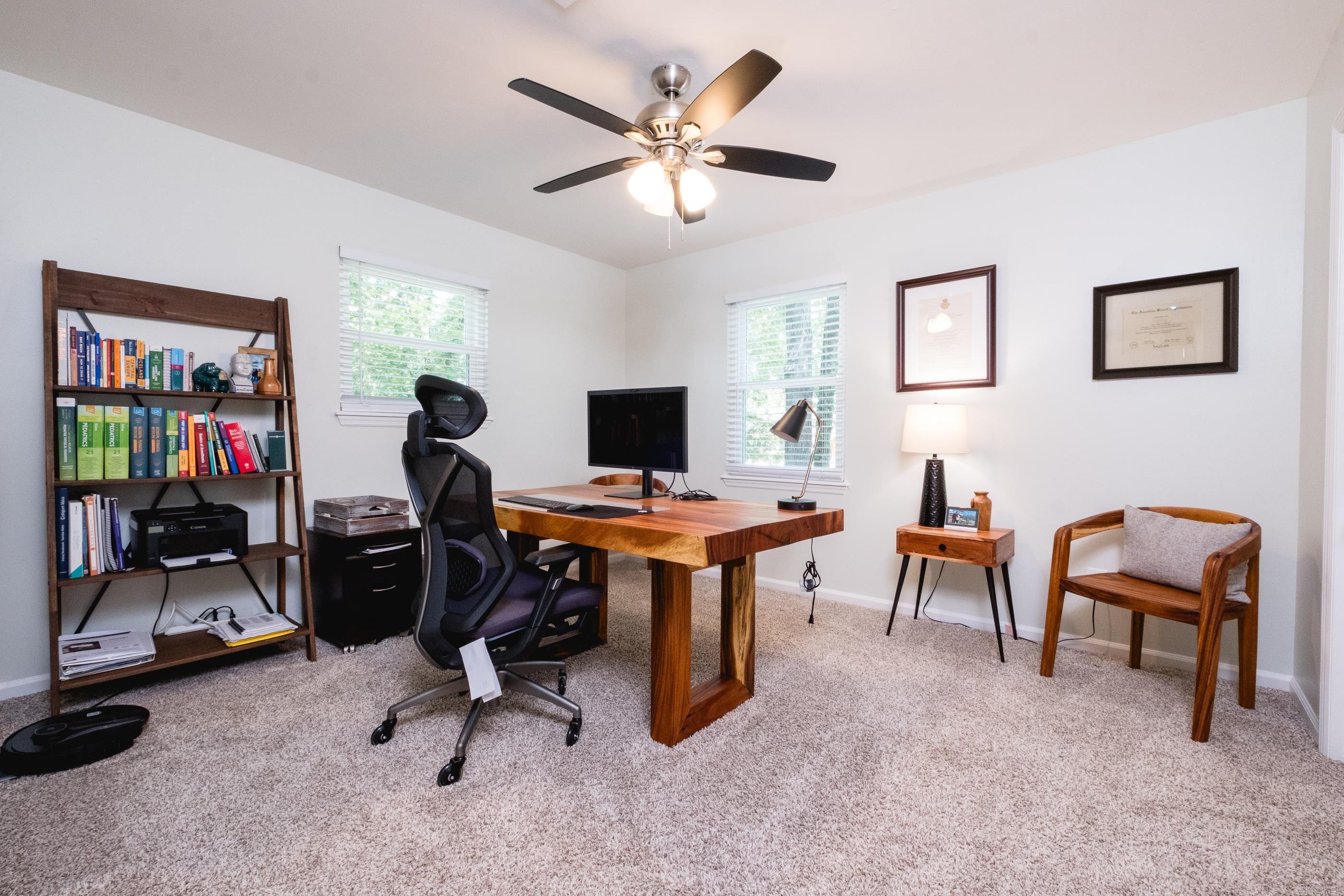 3 Coachlight Circle Property Photo 41