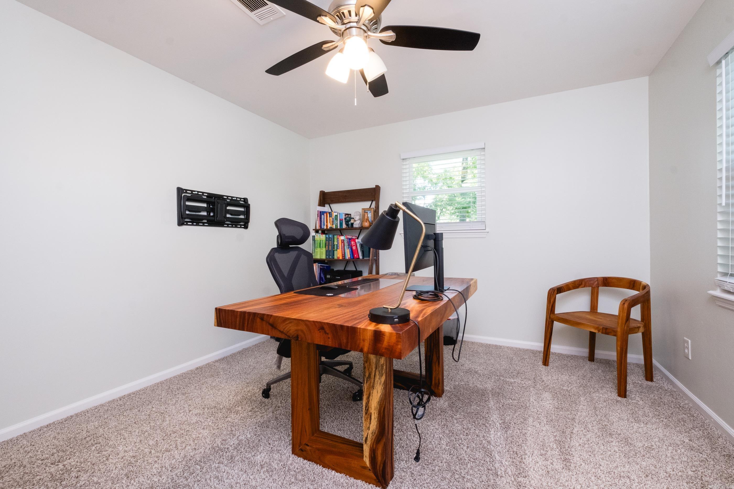3 Coachlight Circle Property Photo 42