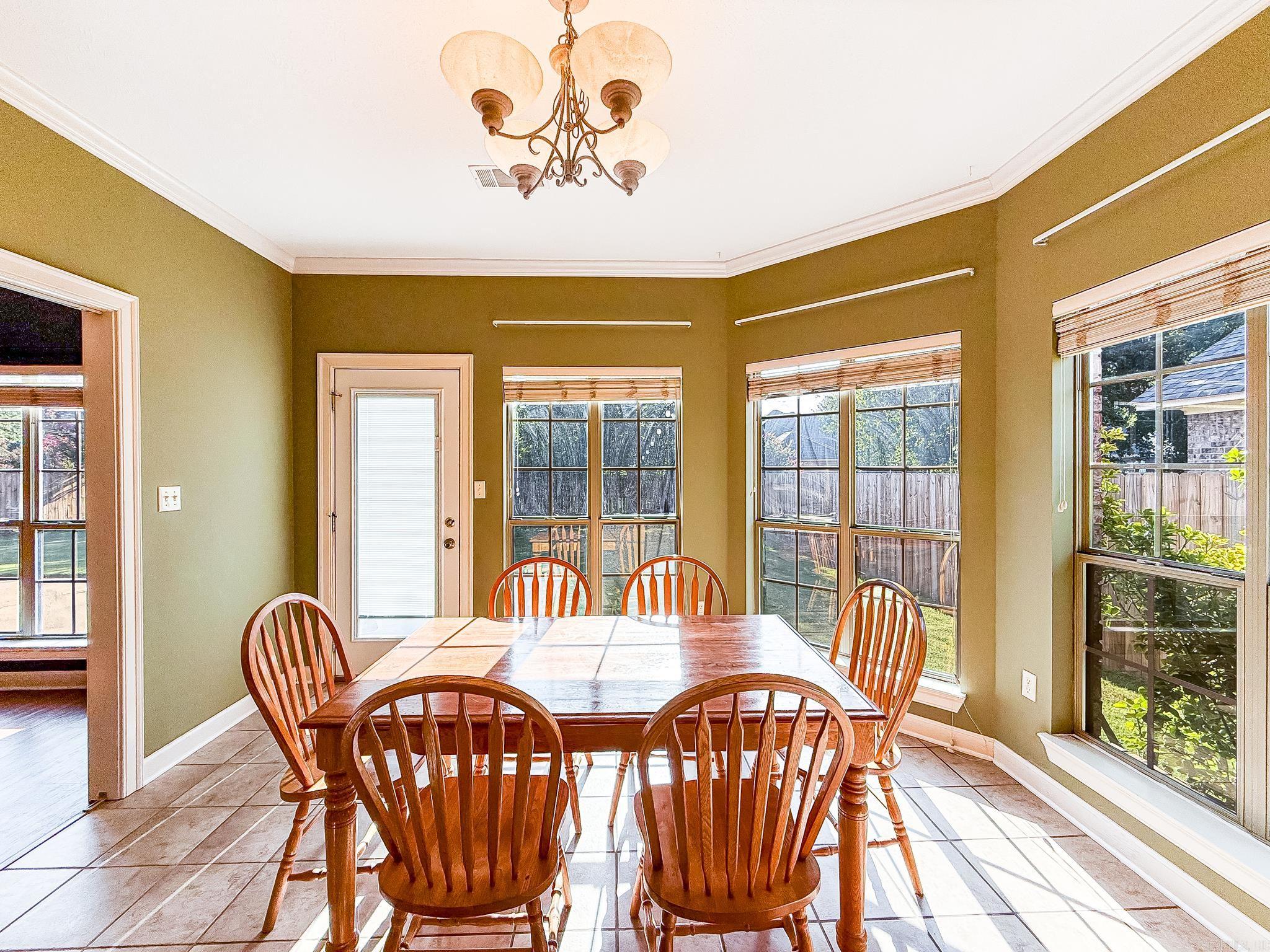1355 Stone Crest Property Photo 9