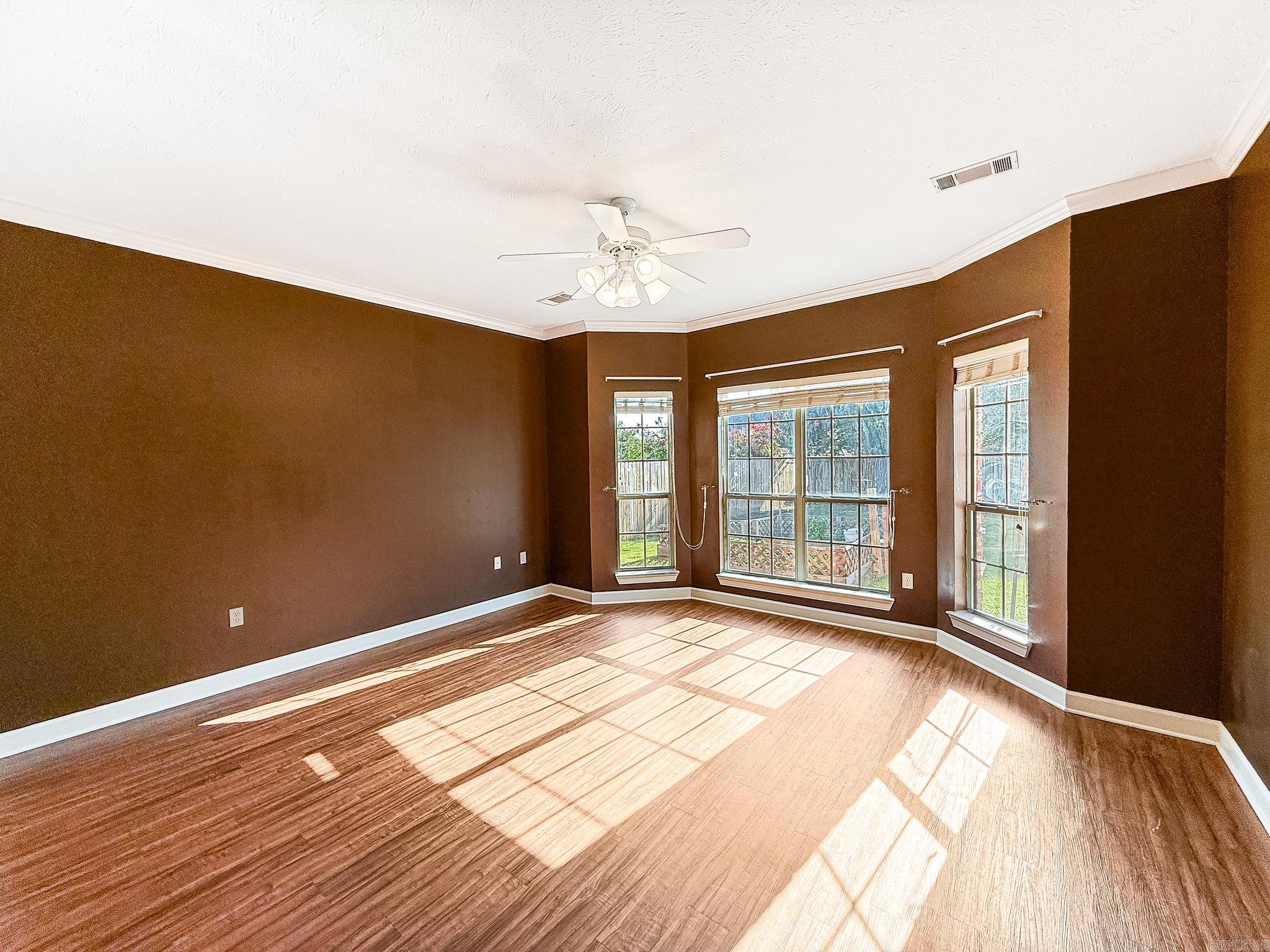 1355 Stone Crest Property Photo 18