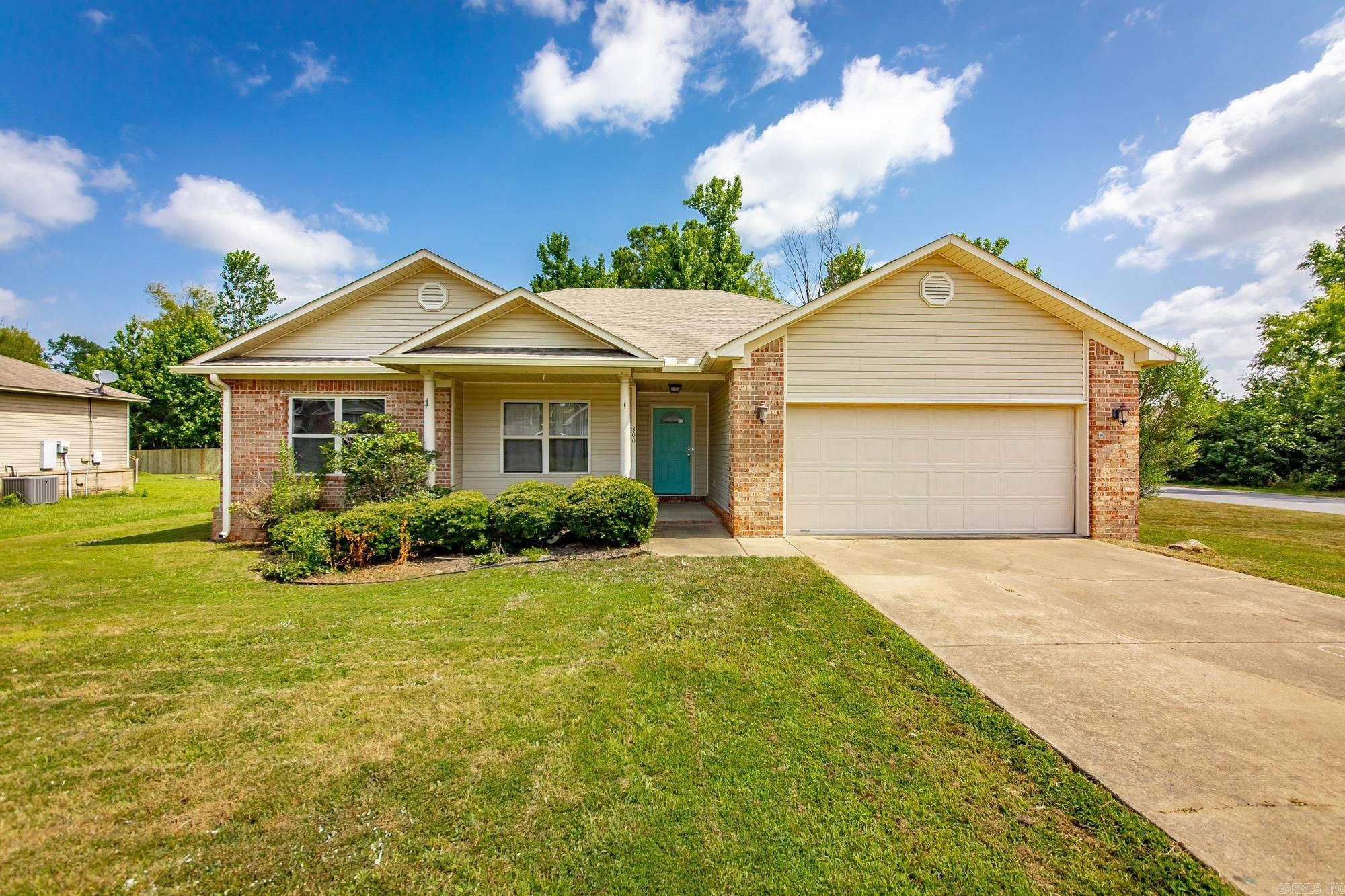 300 Weathering Lane Property Photo 1