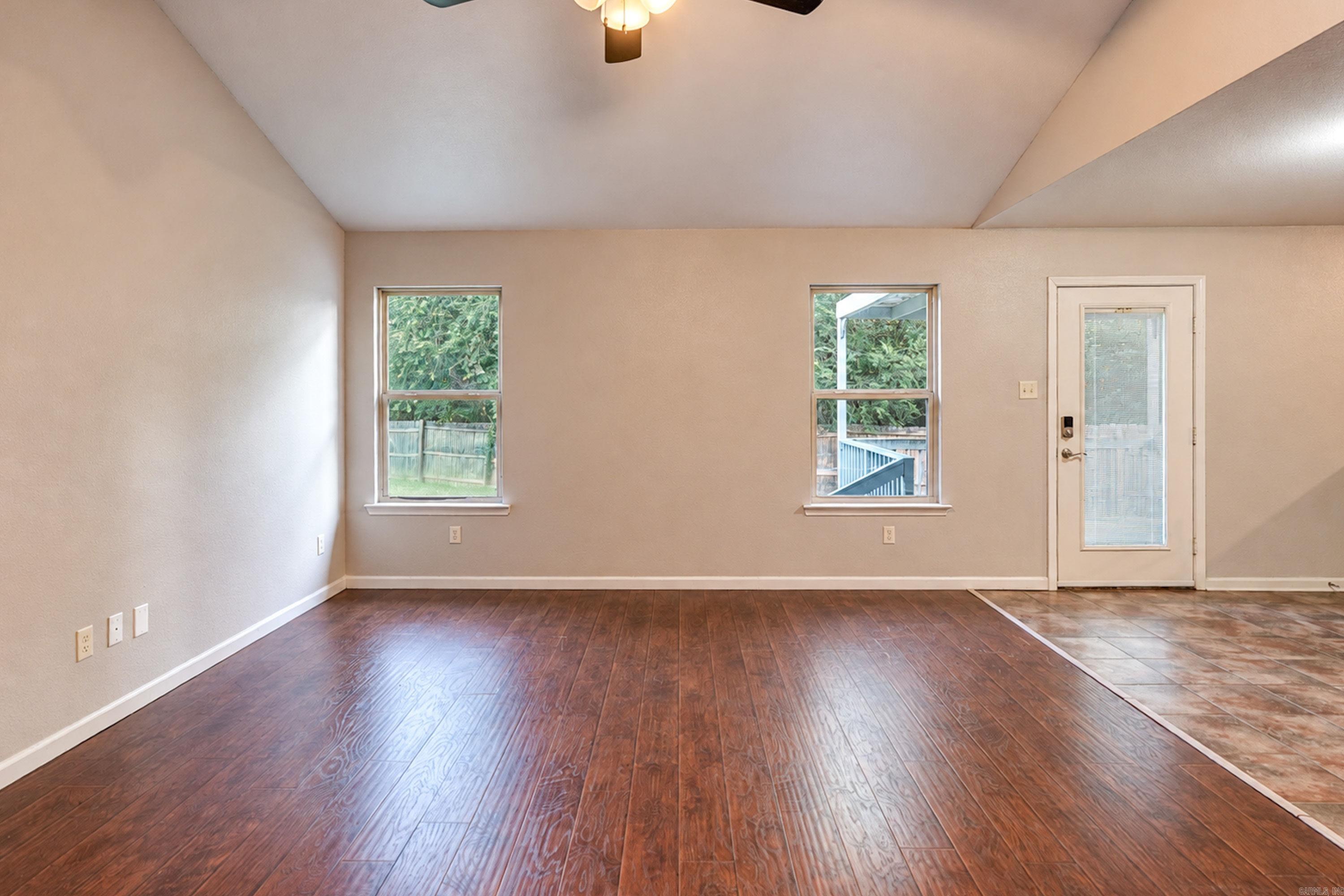 300 Weathering Lane Property Photo 4