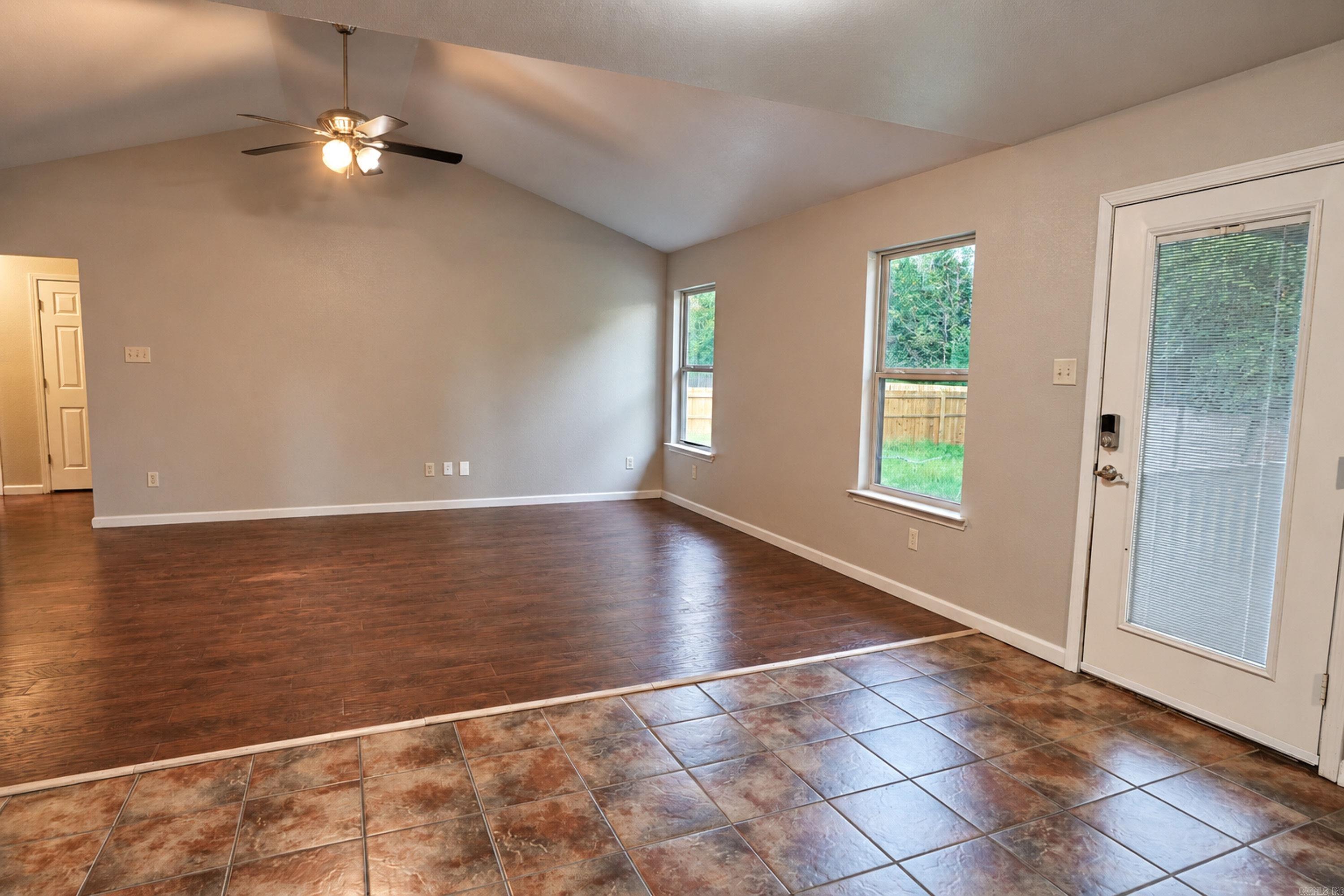 300 Weathering Lane Property Photo 10