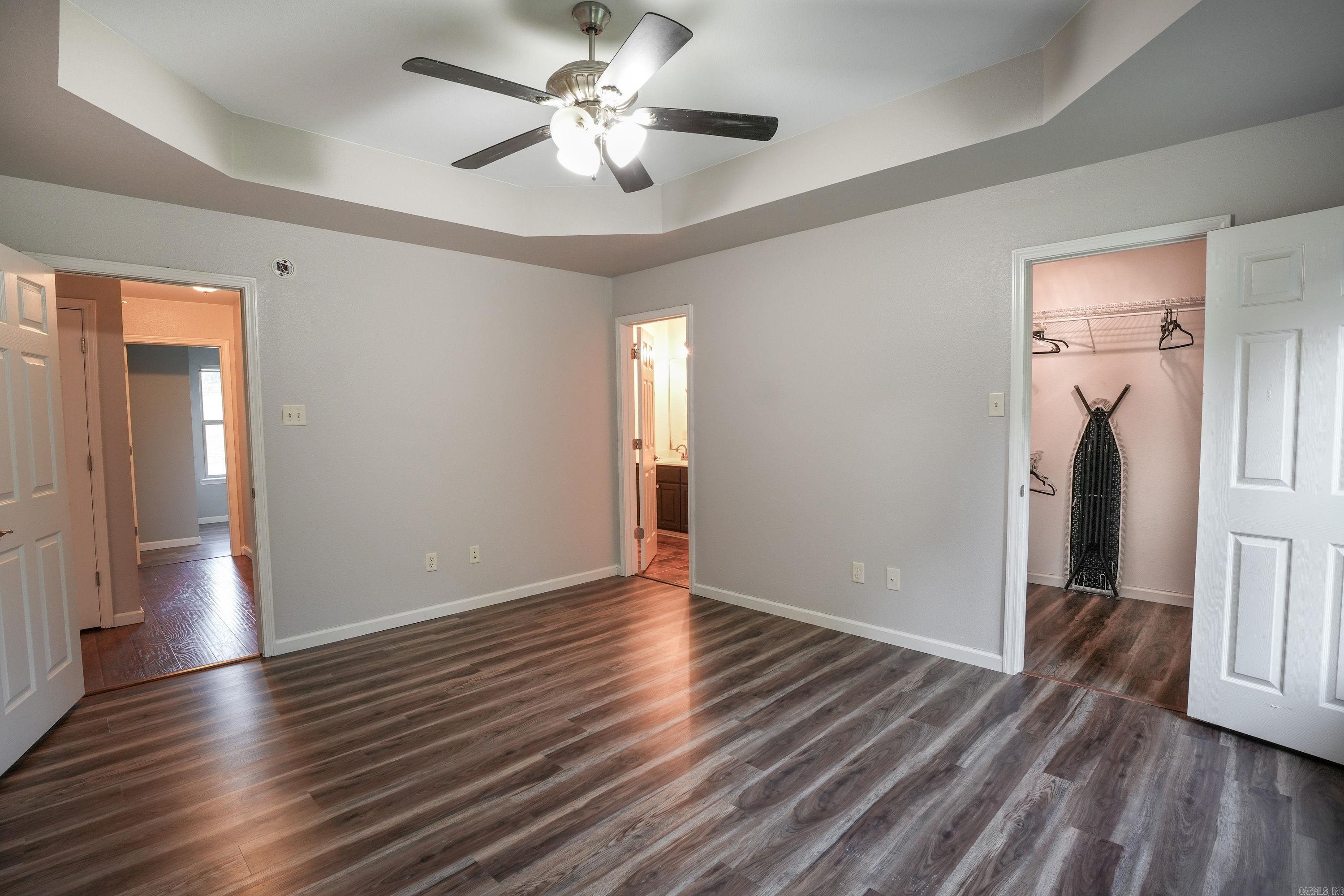300 Weathering Lane Property Photo 21