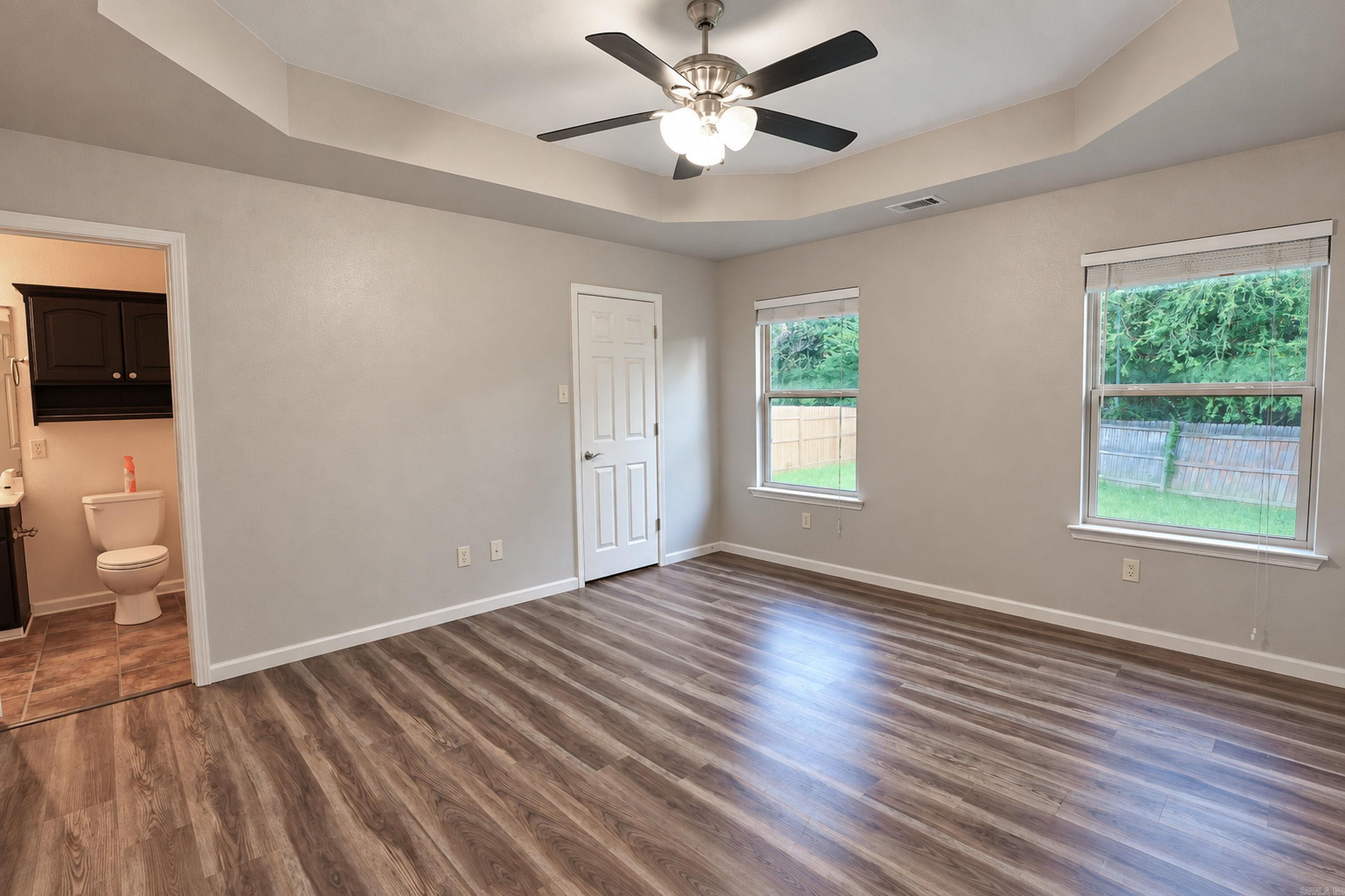 300 Weathering Lane Property Photo 22