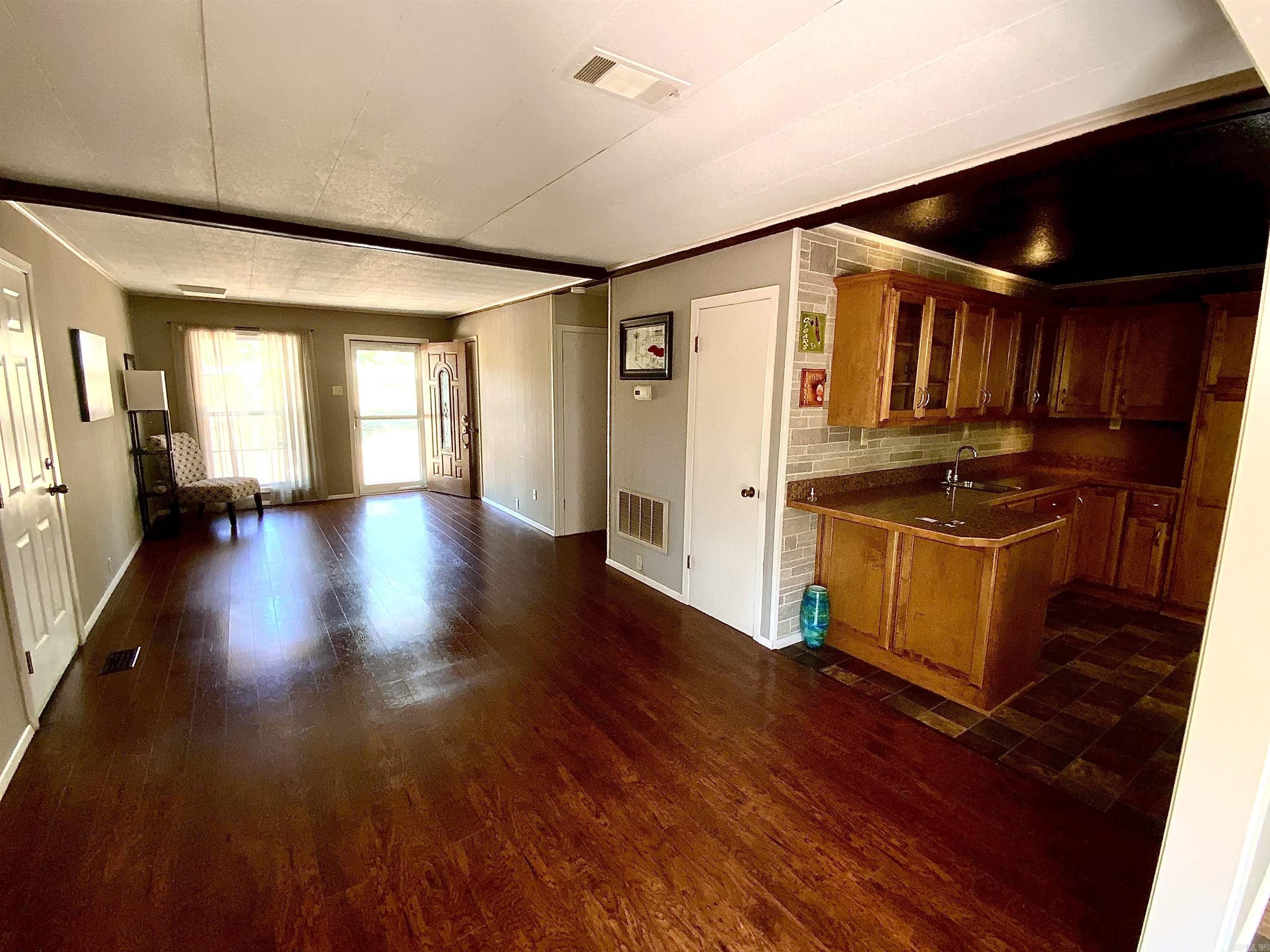 29 Harbor Hill Road Property Photo 6