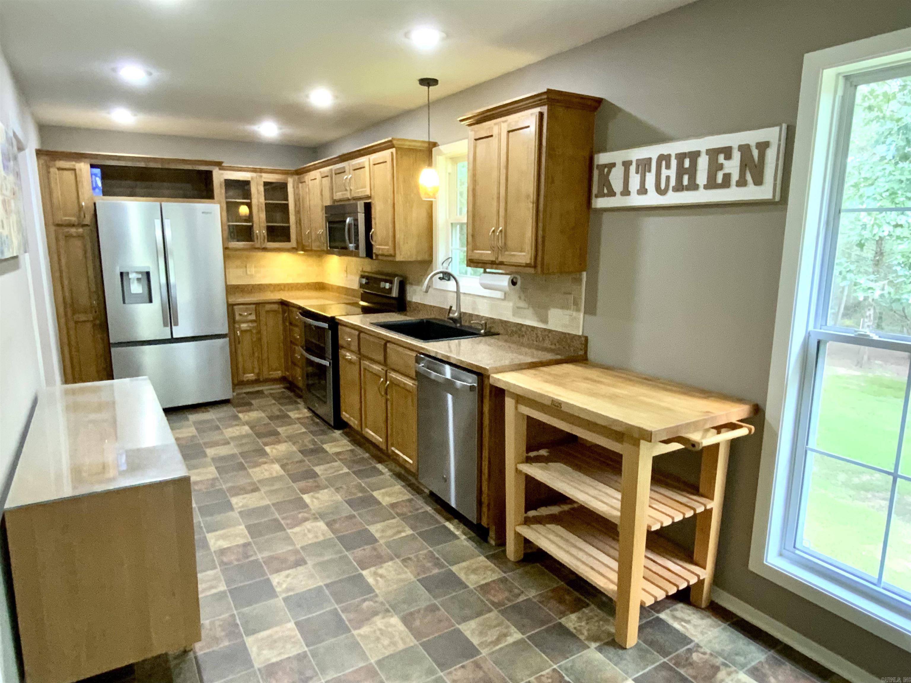 29 Harbor Hill Road Property Photo 8