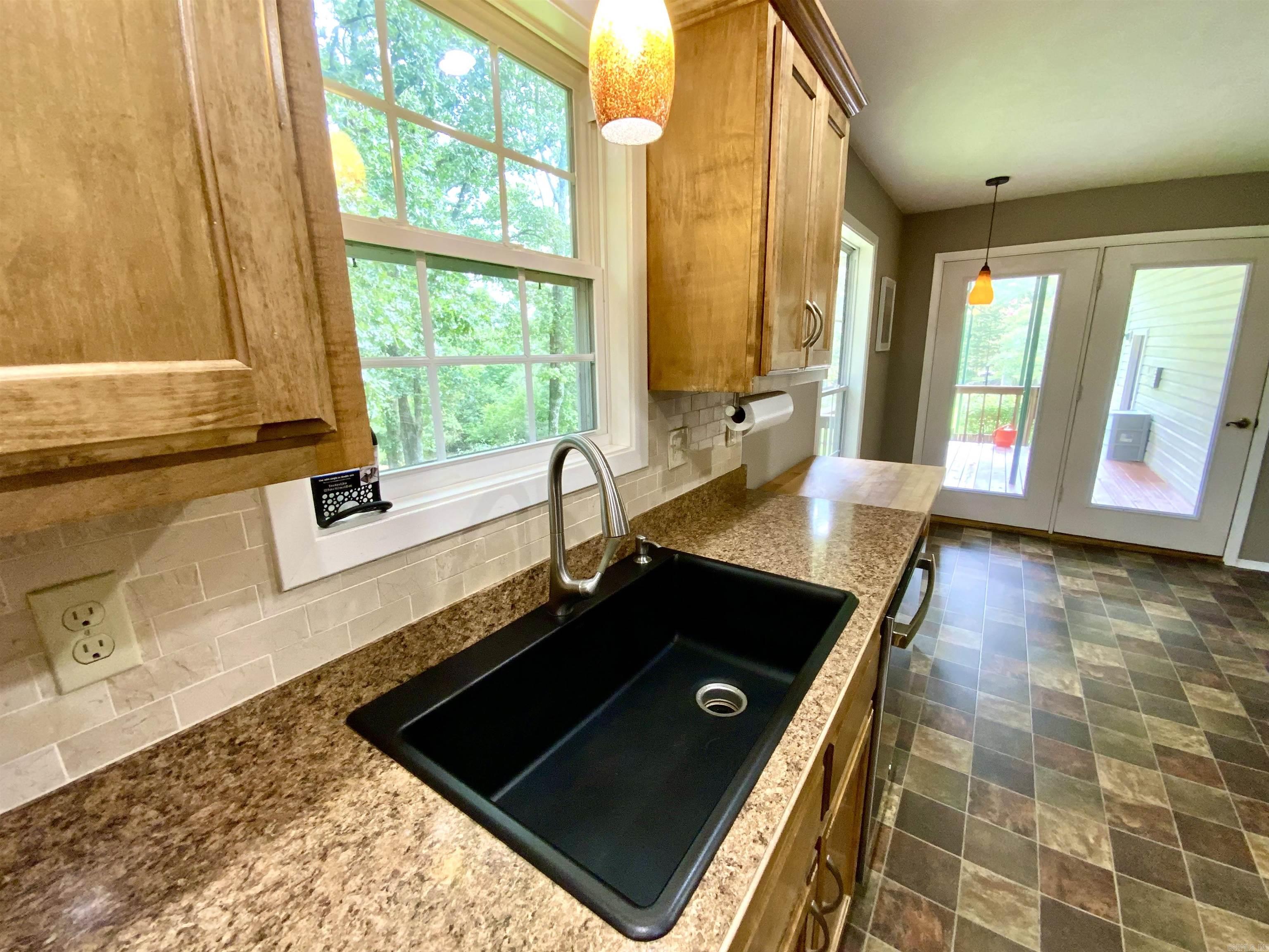 29 Harbor Hill Road Property Photo 9