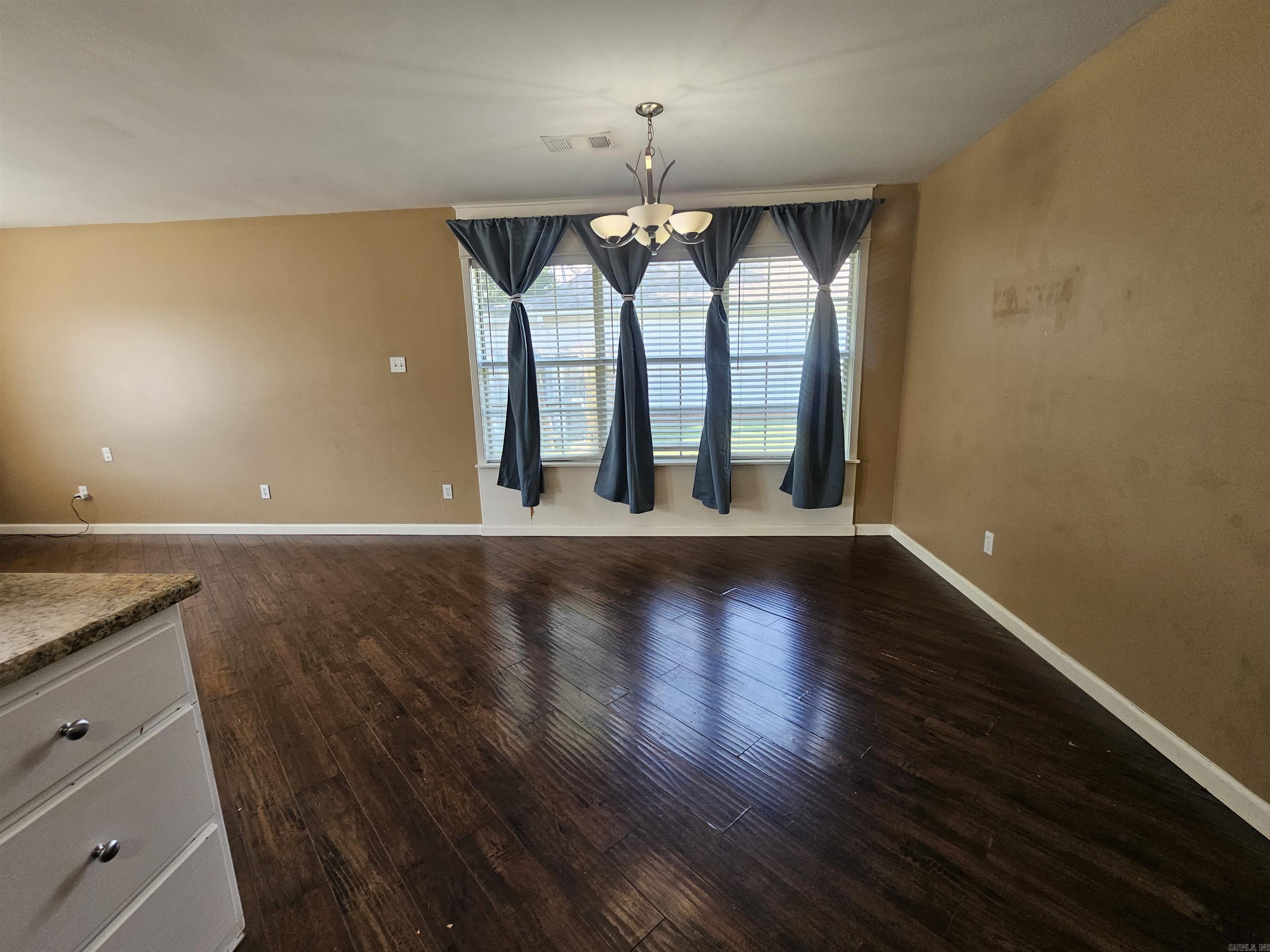 62 Nevada Lane Property Photo 8